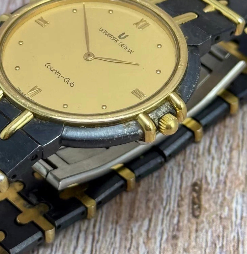 1980s Universal Geneve Country-club Men’s Integrated Bracelet Watch 33mm Quartz