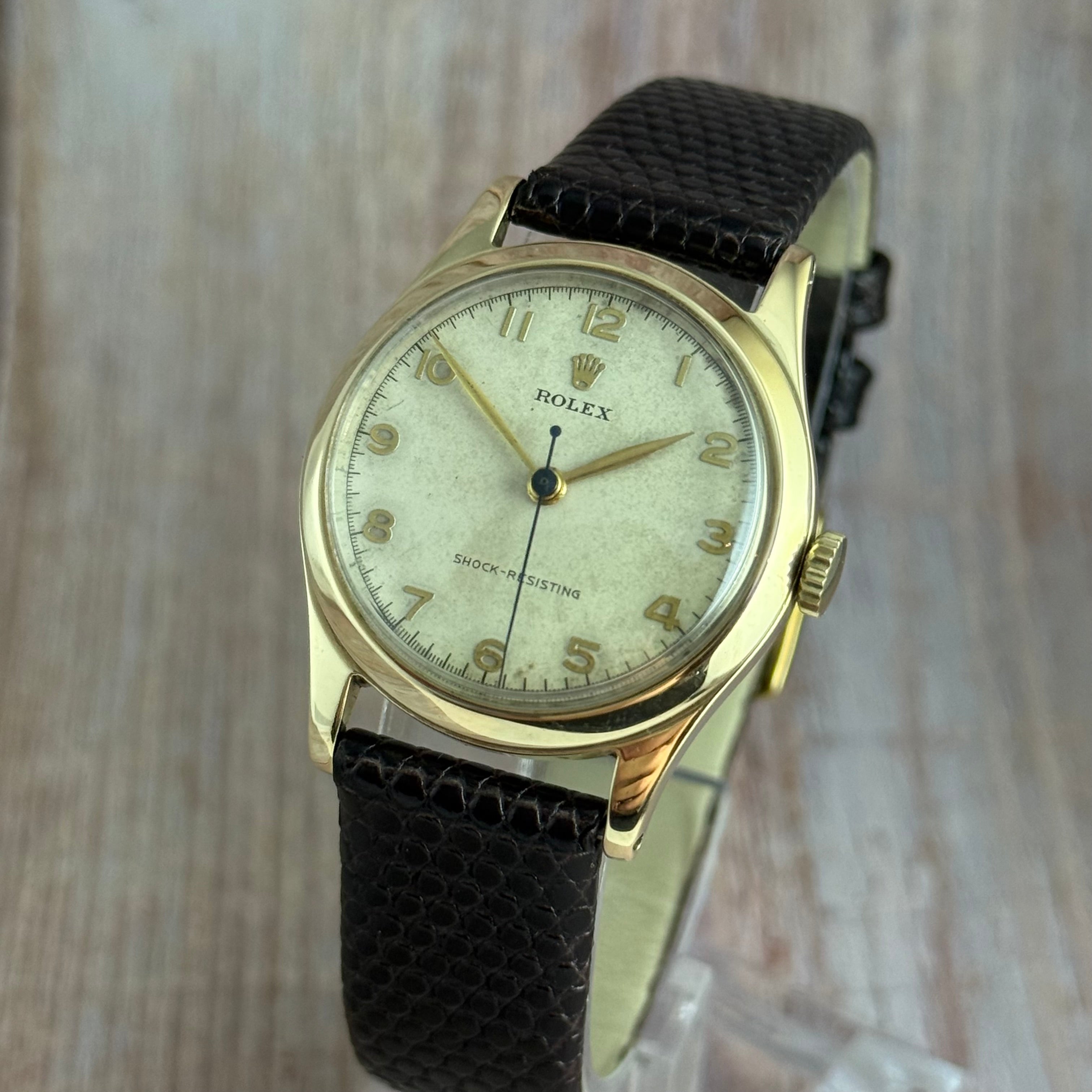 1947 Rolex 9ct gold men’s Manual wind wrist watch 30mm Arabic dial