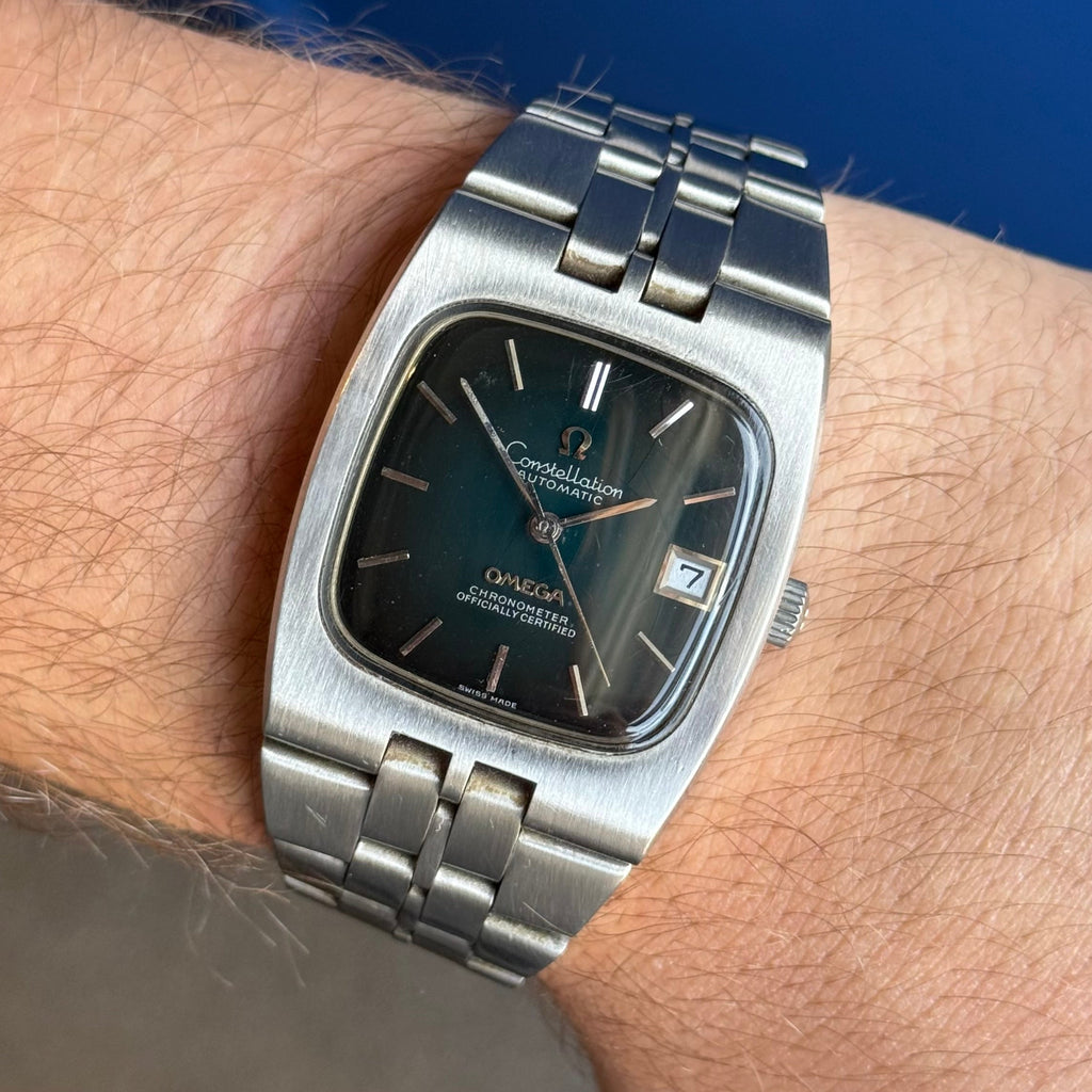 1969 Omega constellation automatic “luxury green” spider web patina gentlemen’s wrist watch 34mm (167.047) boxed