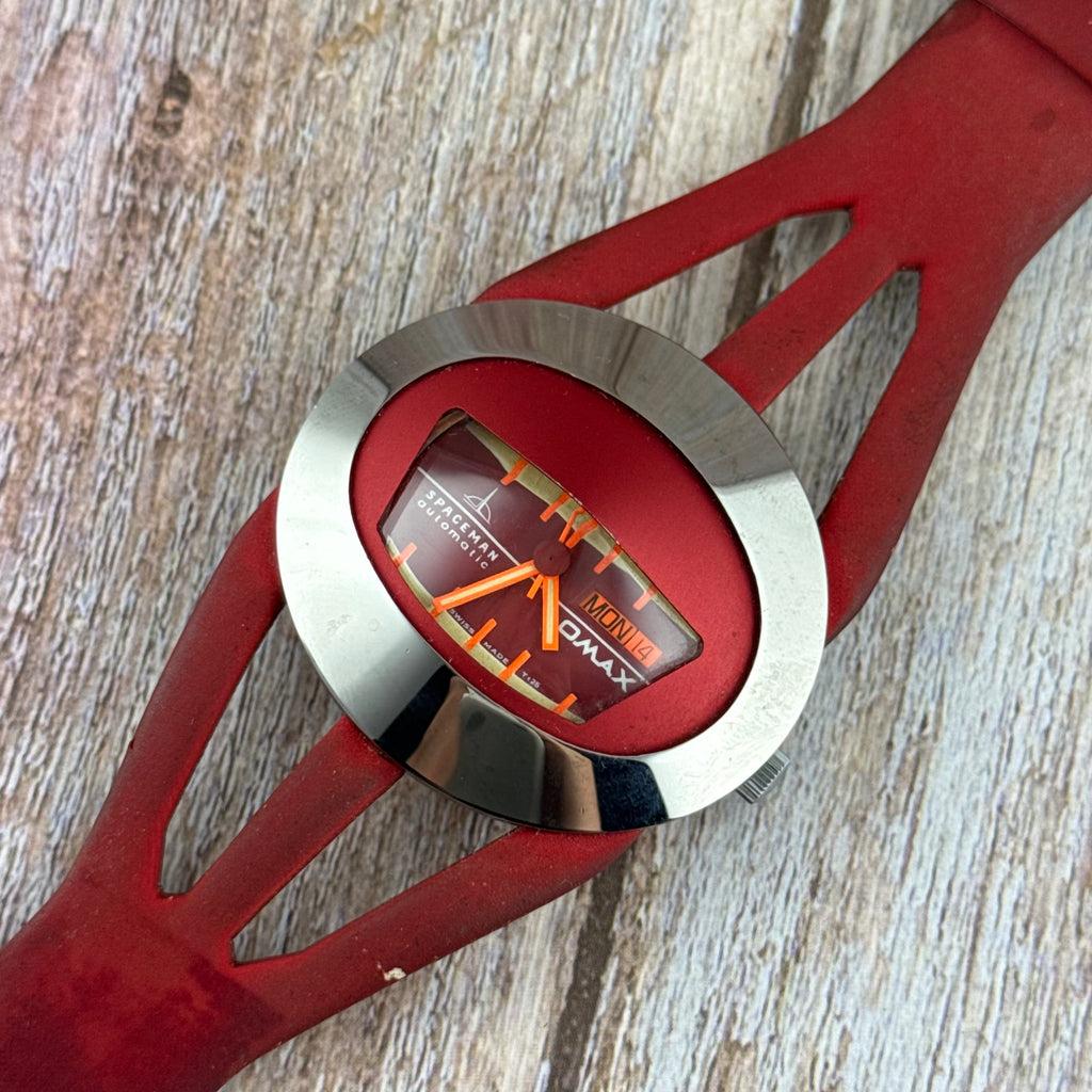 1969 OMAX spaceman men’s Swiss manual wind watch space age futuristic design