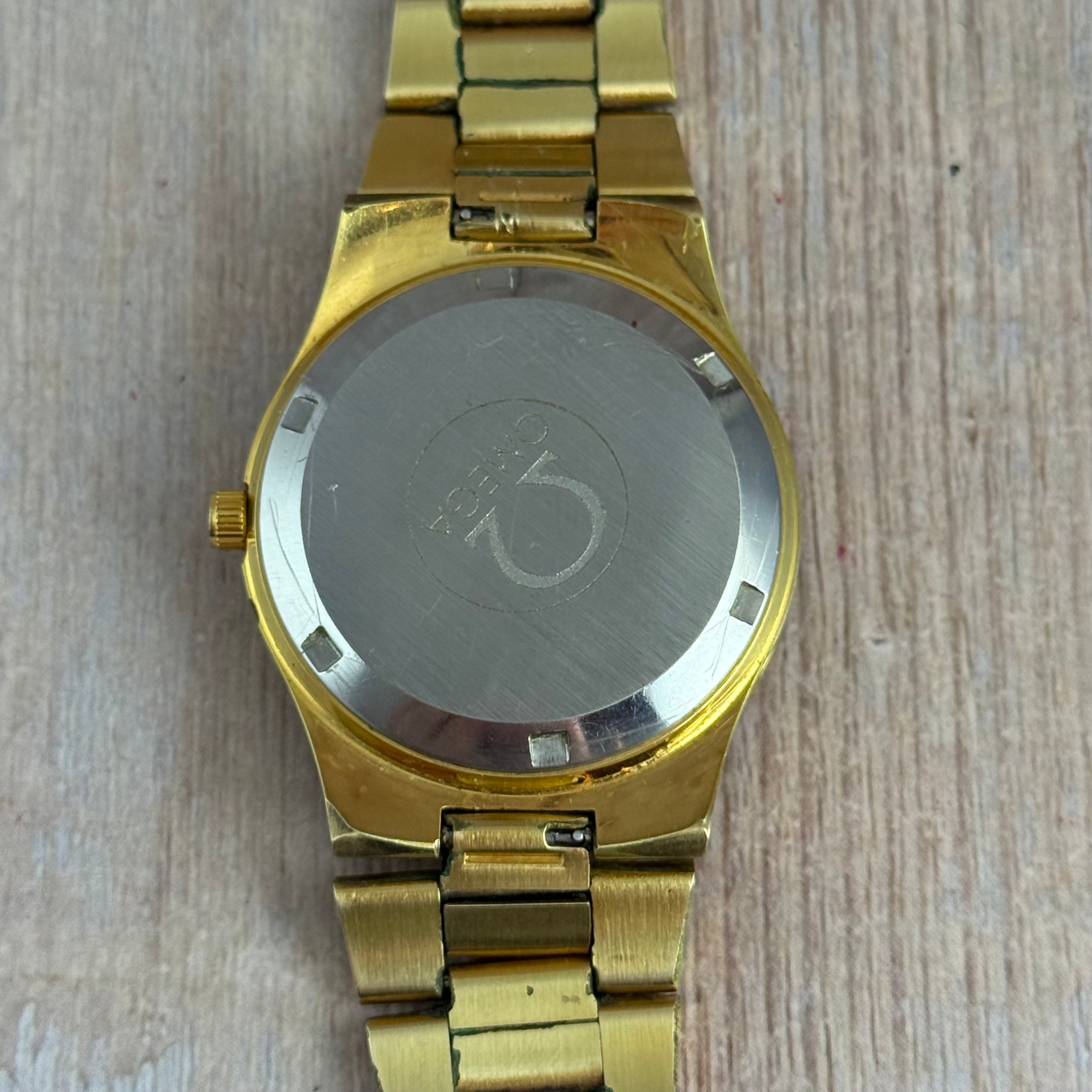 1973 Omega Geneve Automatic Men’s Gold Plated Watch Integral Bracelet 36mm