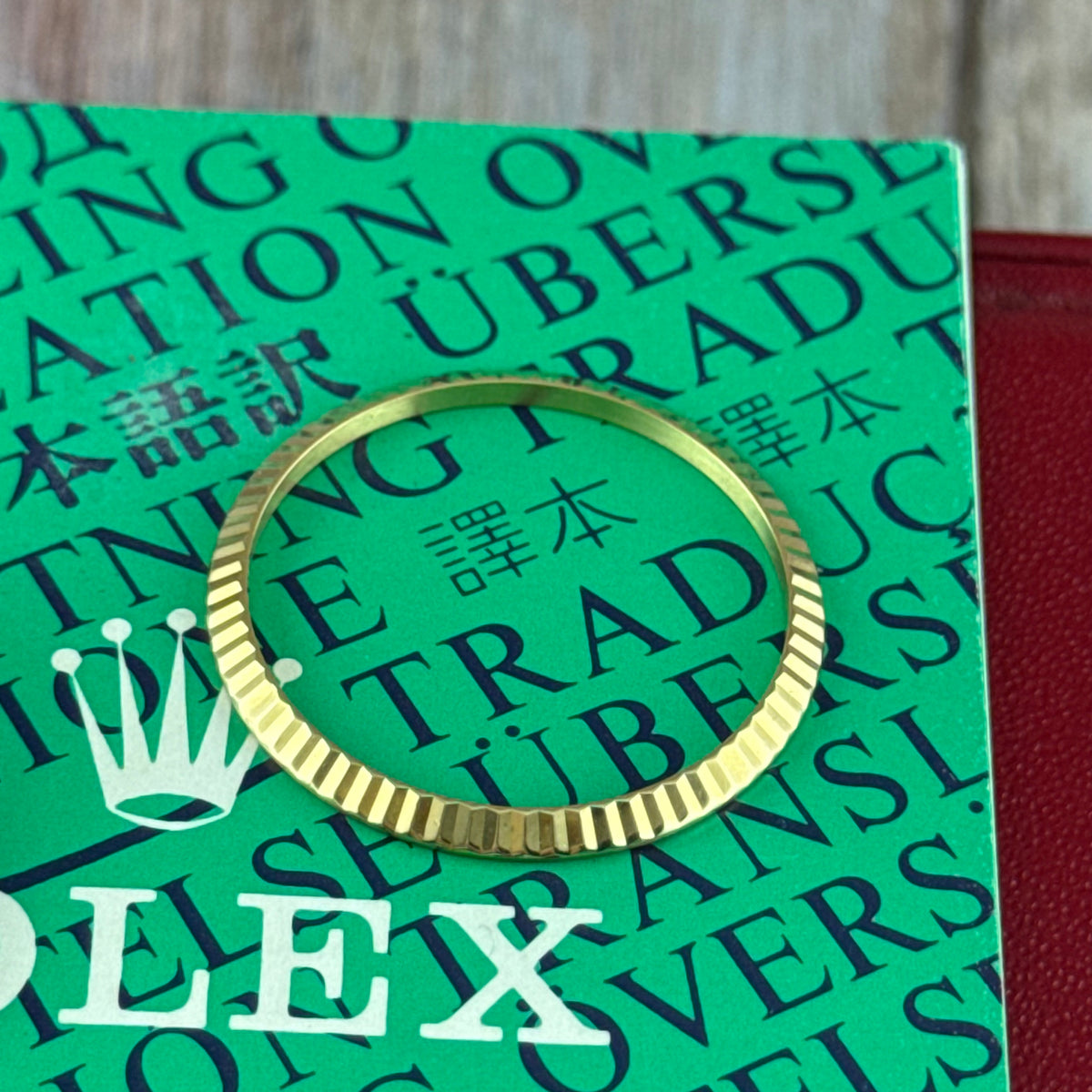 18ct Rolex Oyster Perpetual 31 Ladies Solid Gold Watch Box Papers 1996