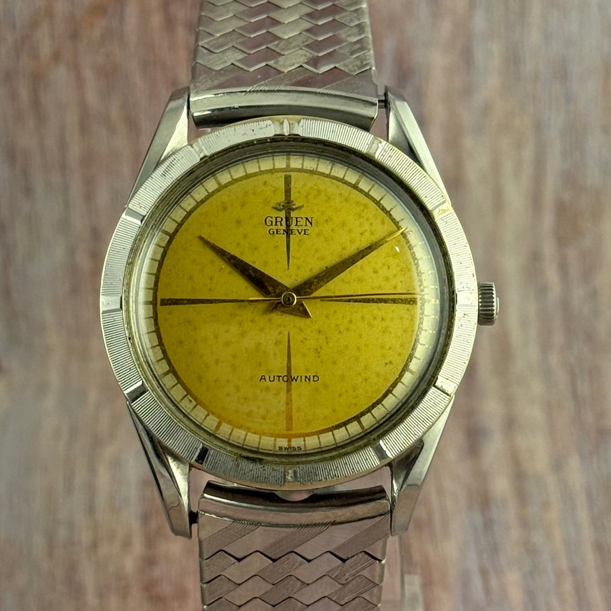 1950s Gruen Precision autowind ‘bumper’ automatic men’s wrist watch boxed 34mm