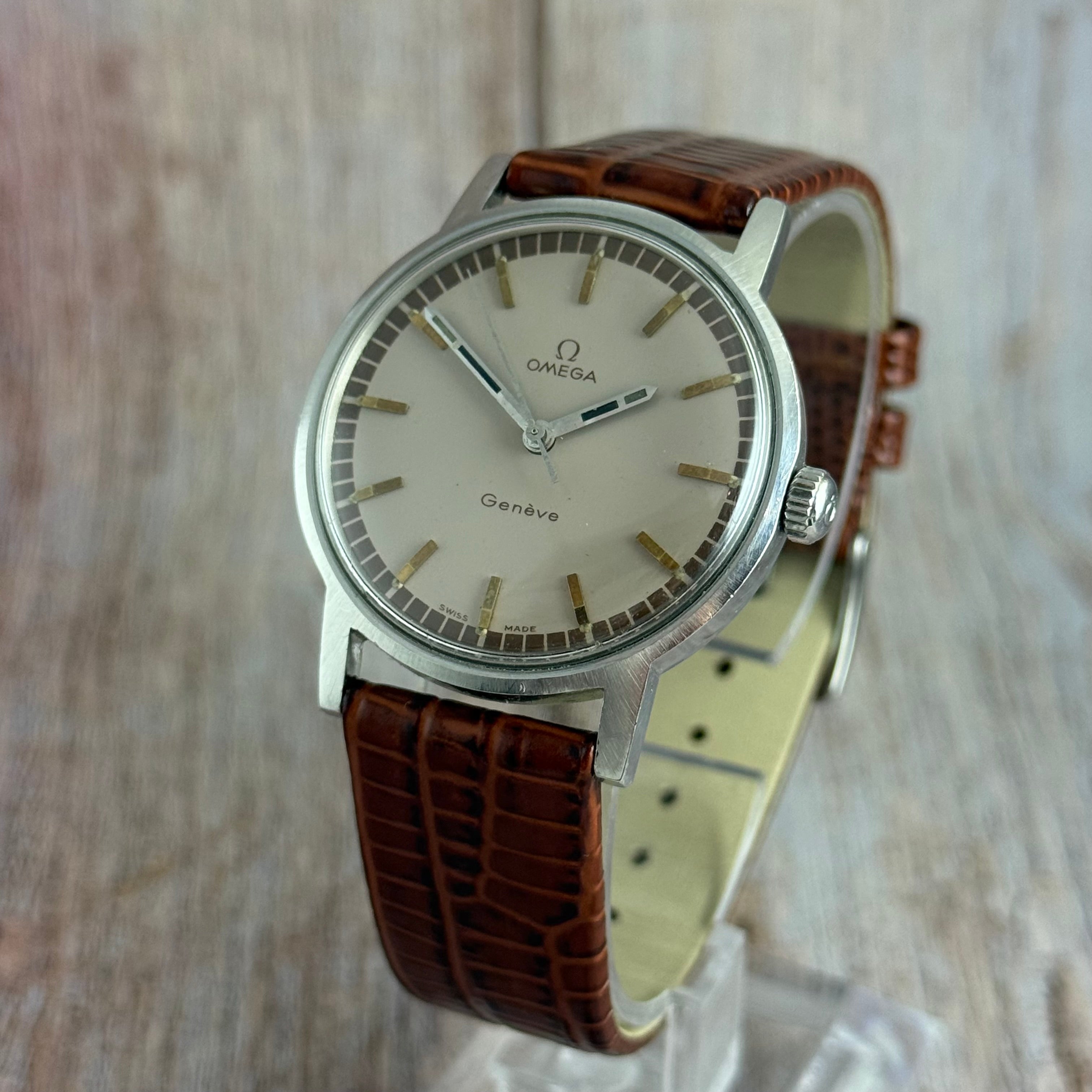1970 Omega Genève men’s Manual wind wrist watch 35mm (135.070)