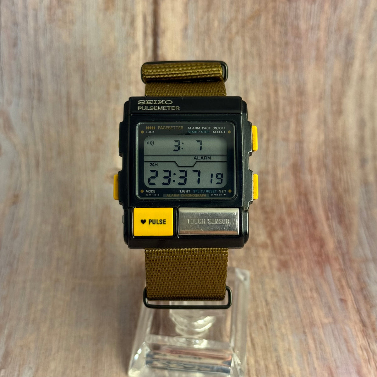 1980s Seiko Pulsemeter “hicks” men’s LCD watch ( from Aliens )