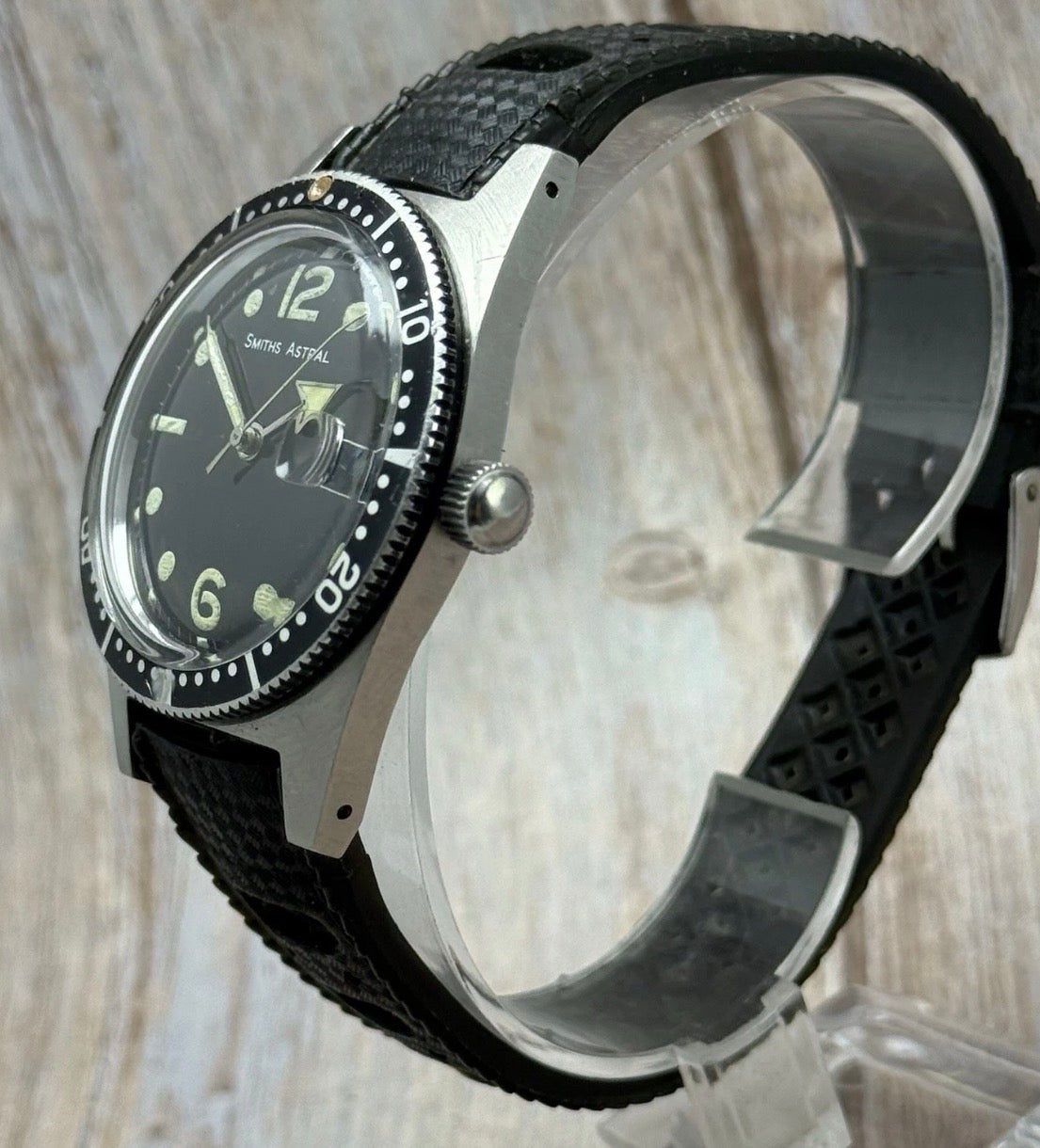 1960s Smiths Astral Military Skin Diver Watch Men’s 38mm CM4501