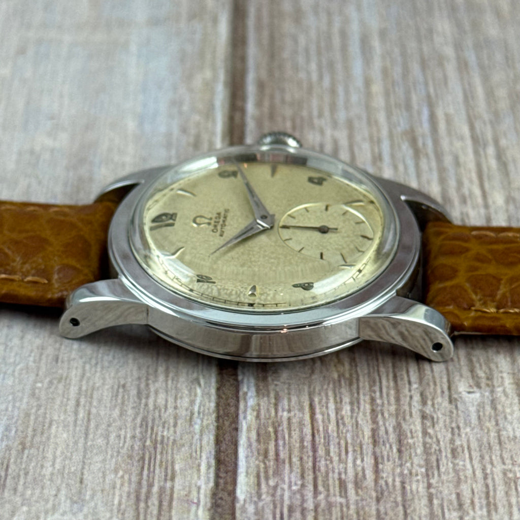 1950 Omega bumper automatic gents steel “deco Arabic” dial watch (2576-10)