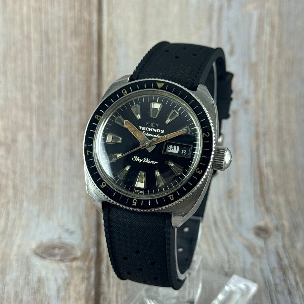 1960s Technos Sky diver automatic men’s divers watch 37mm