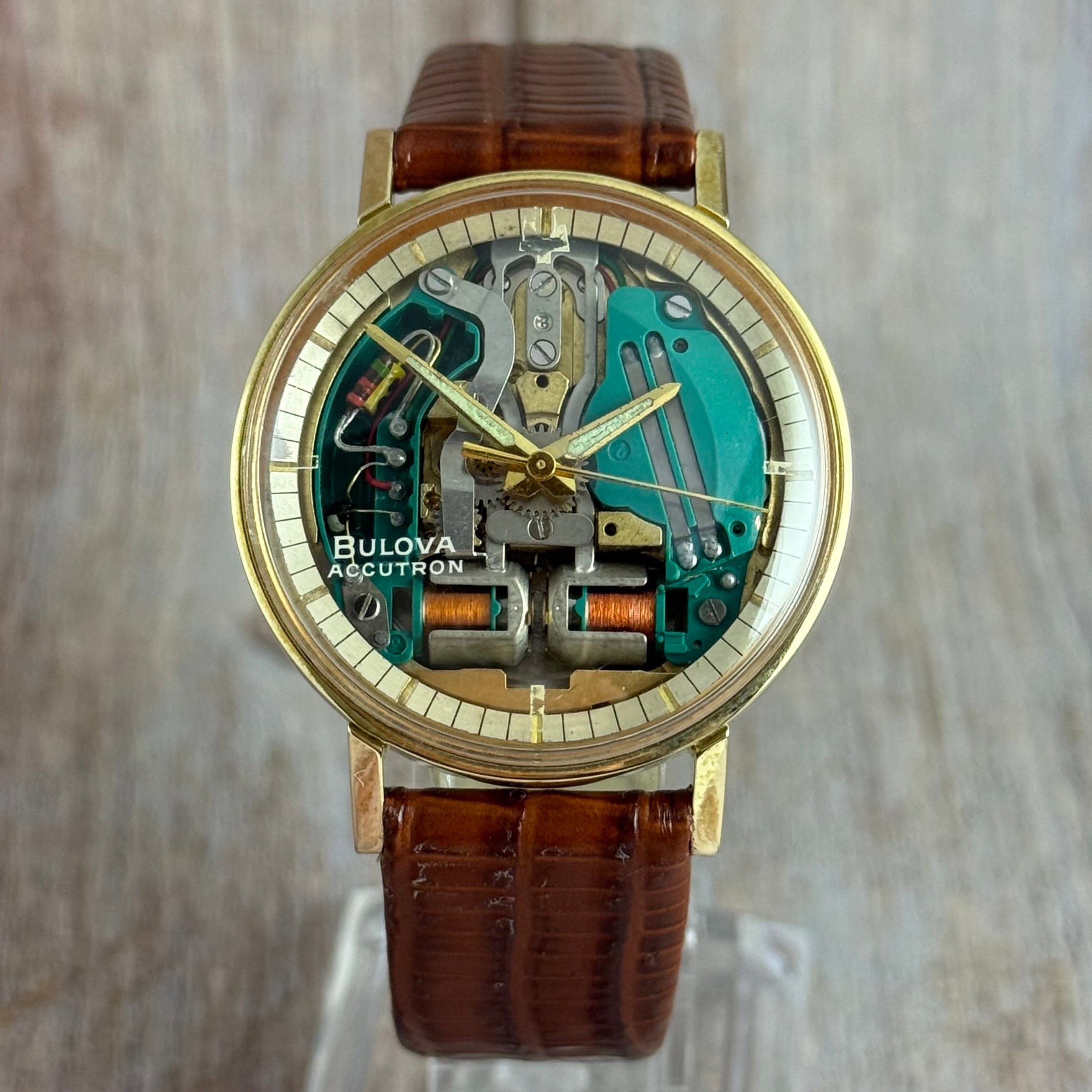 1964 Bulova Accutron spaceview men’s electronic tuning fork wrist watch
