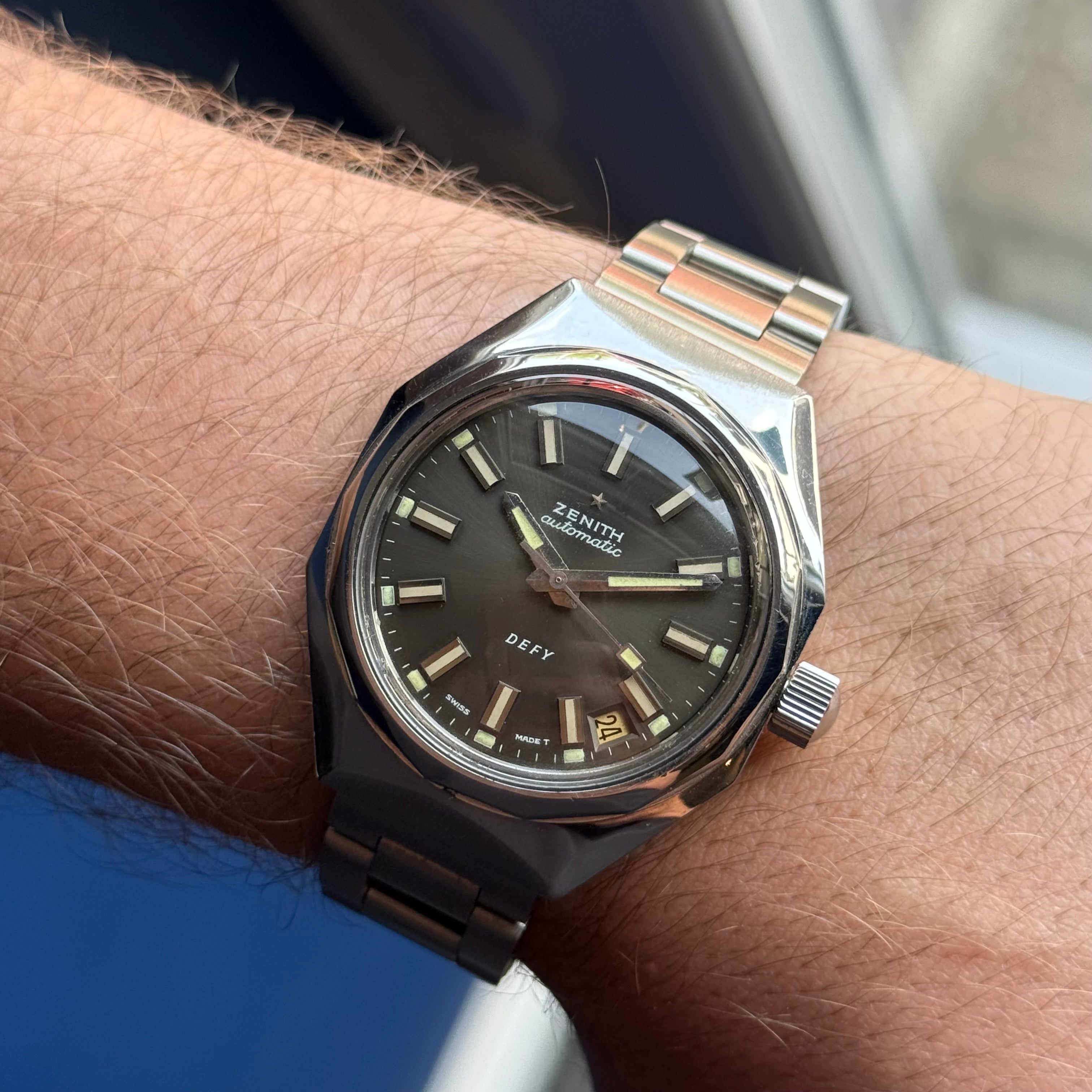 1970s Zenith Defy ‘charcoal’ dial men’s divers watch
