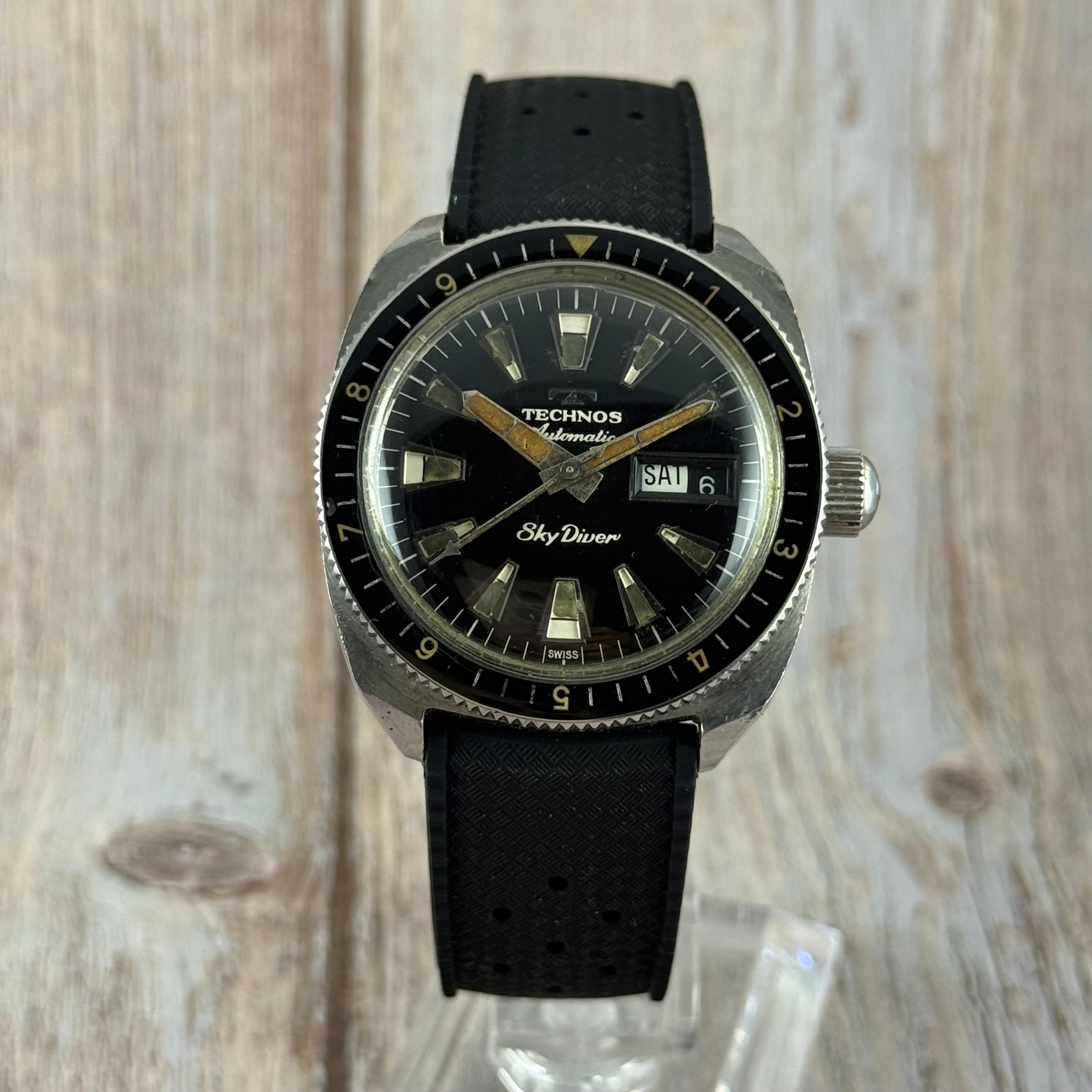 1960s Technos Sky diver automatic men’s divers watch 37mm