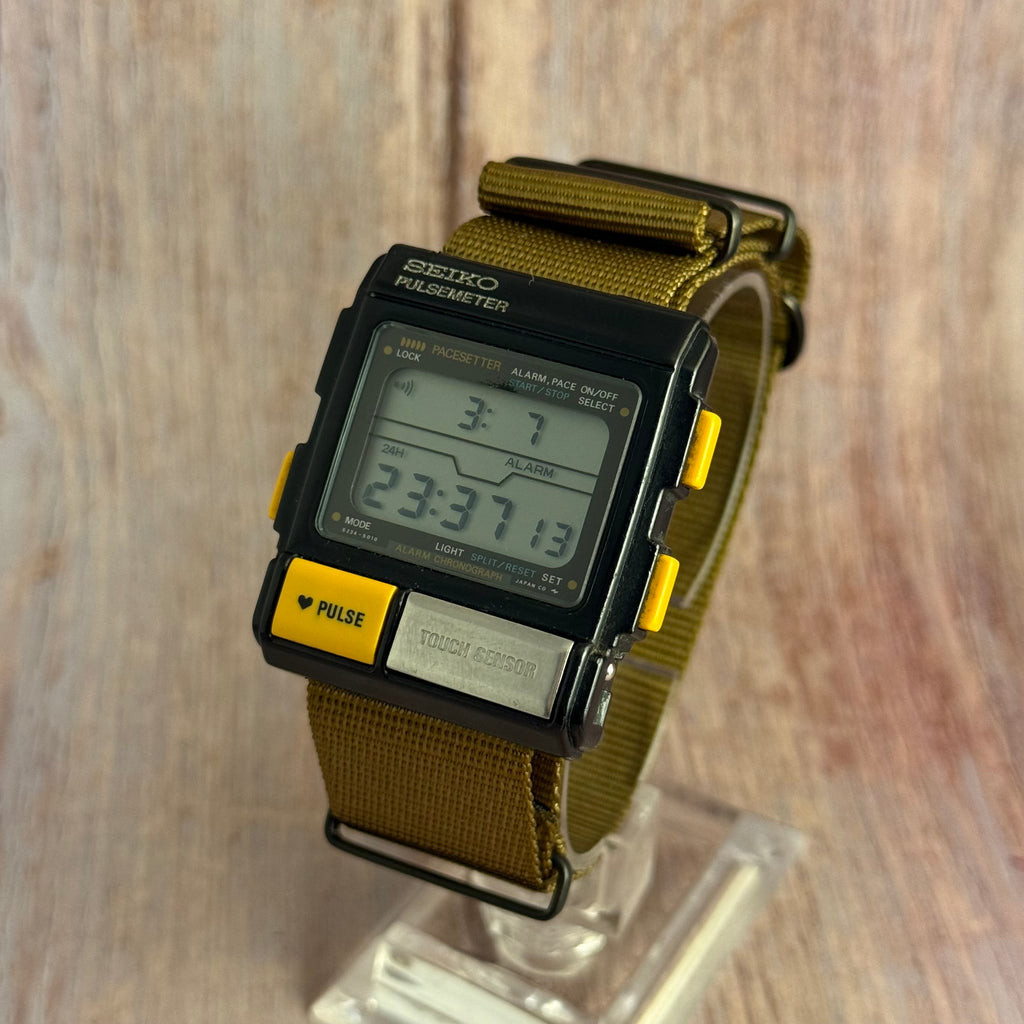 1980s Seiko Pulsemeter “hicks” men’s LCD watch ( from Aliens )