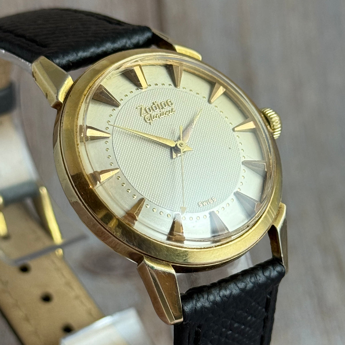 1950s Zodiac Glorious Men’s Wrist Watch ‘honeycomb’ Dial