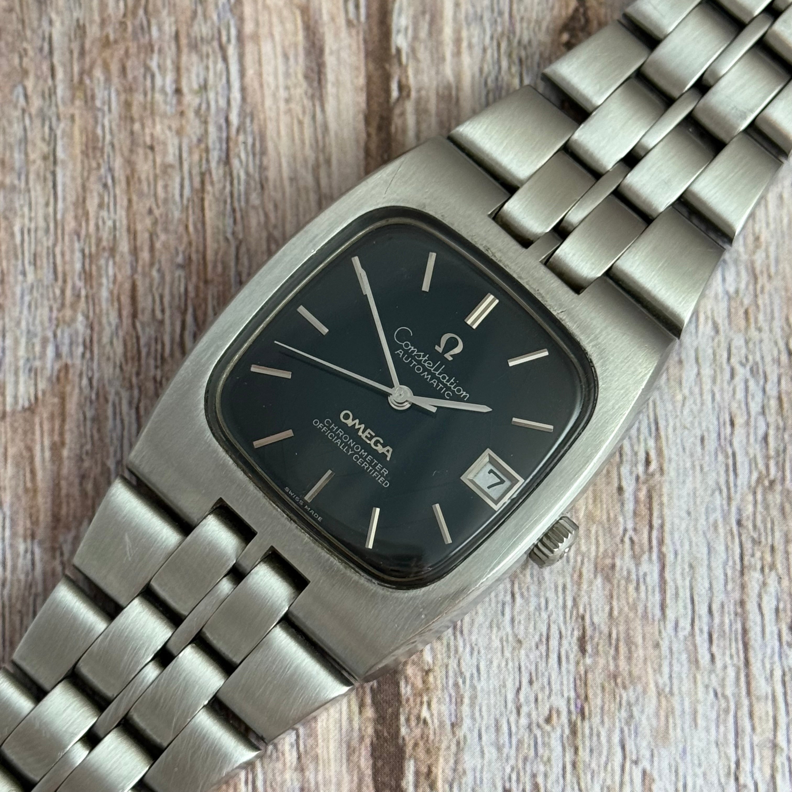 1969 Omega constellation automatic “luxury green” spider web patina gentlemen’s wrist watch 34mm (167.047) boxed