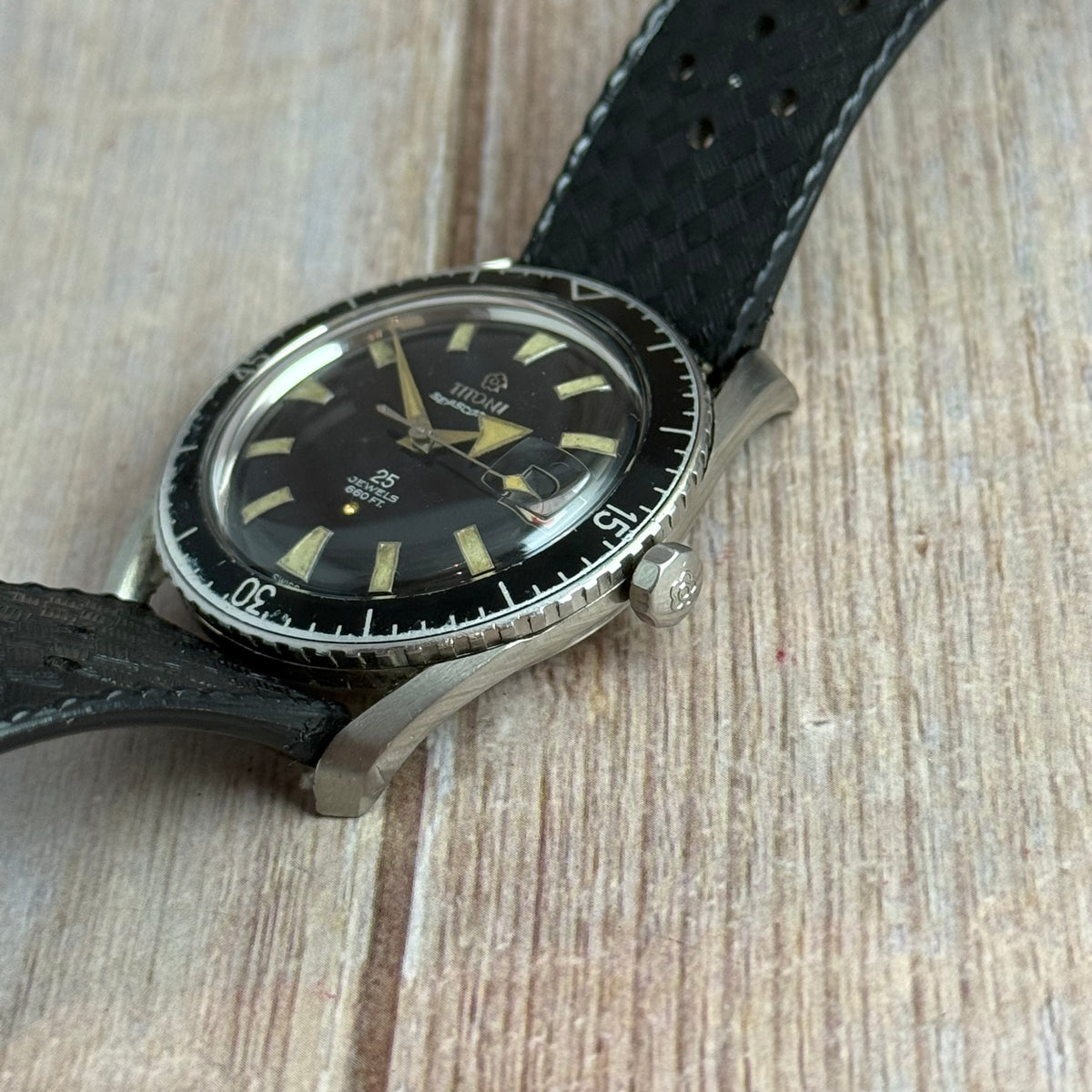 1960s Titoni Seascoper men’s automatic divers watch 25J 660ft