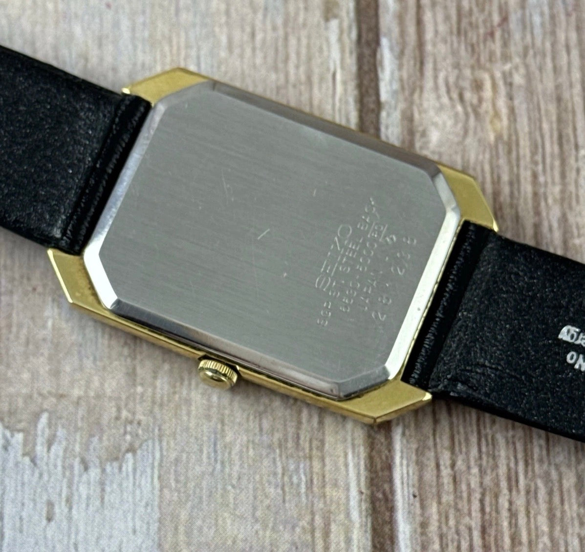 1982 SEIKO Men’s Elongated Tank Quartz Wrist Watch 6530-5000 Vintage