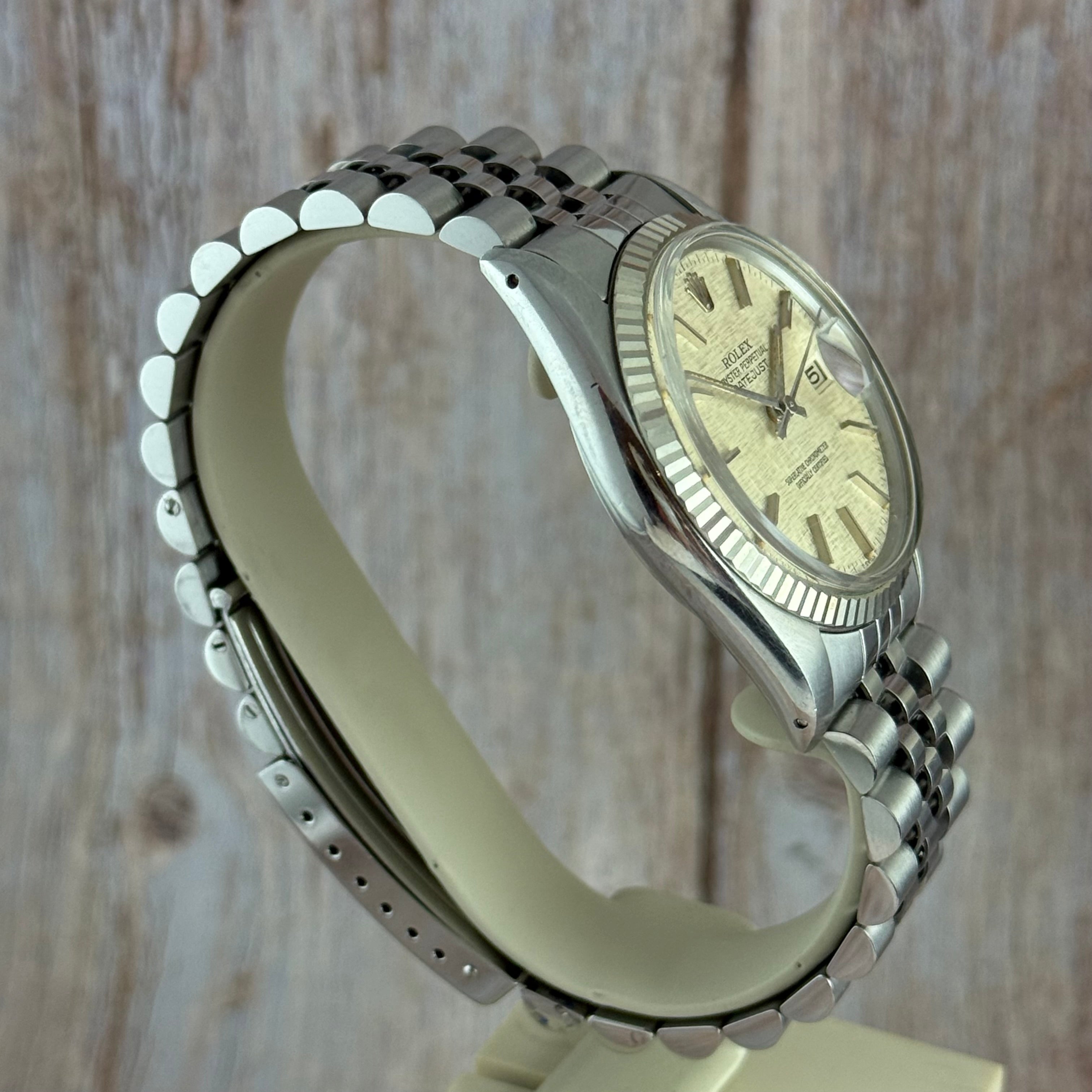 1980 ROLEX DATEJUST 36
16014 LINEN DIAL 18CT
GOLD BEZEL FULL SET