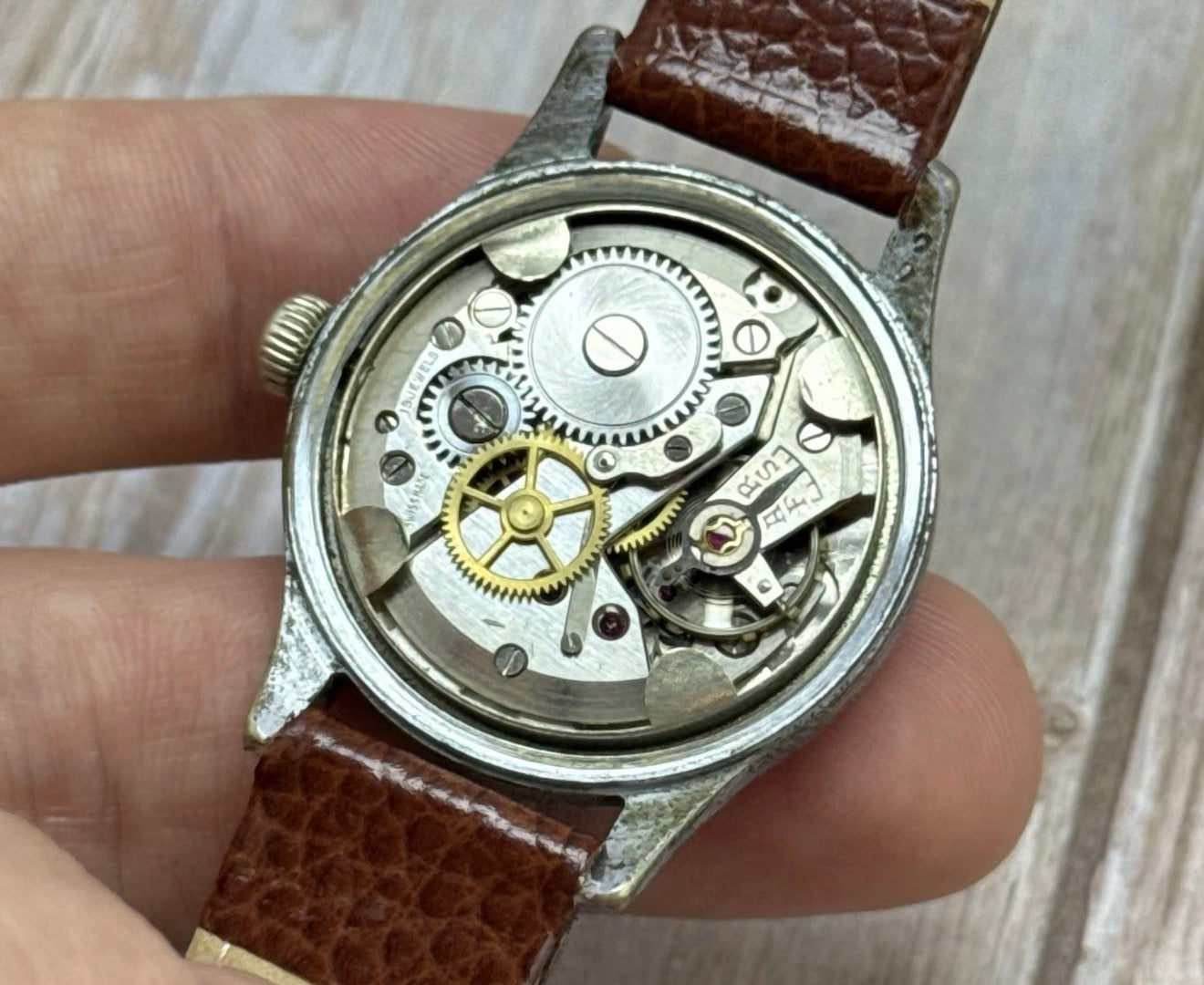 1940s Hermes ‘waterproof’ Men’s Military Style Wrist Watch Bullseye Dial RARE