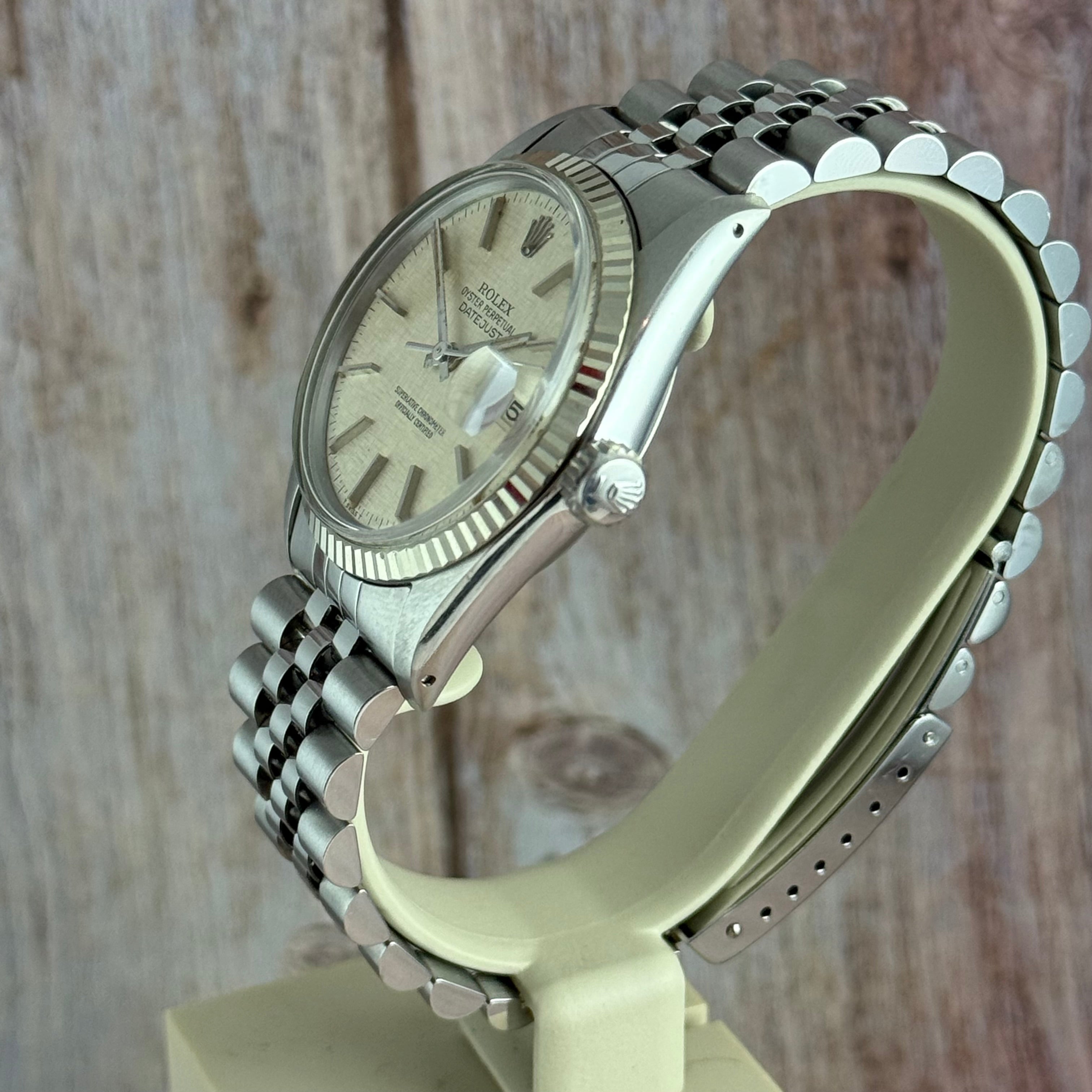 1980 ROLEX DATEJUST 36
16014 LINEN DIAL 18CT
GOLD BEZEL FULL SET