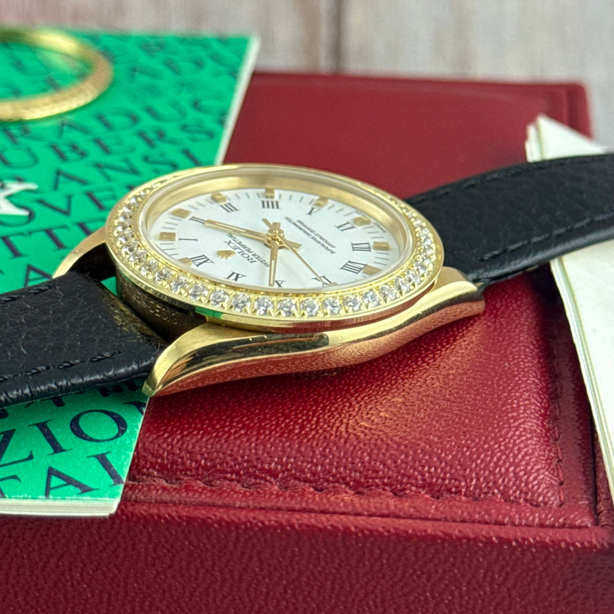18ct Rolex Oyster Perpetual 31 Ladies Solid Gold Watch Box Papers 1996