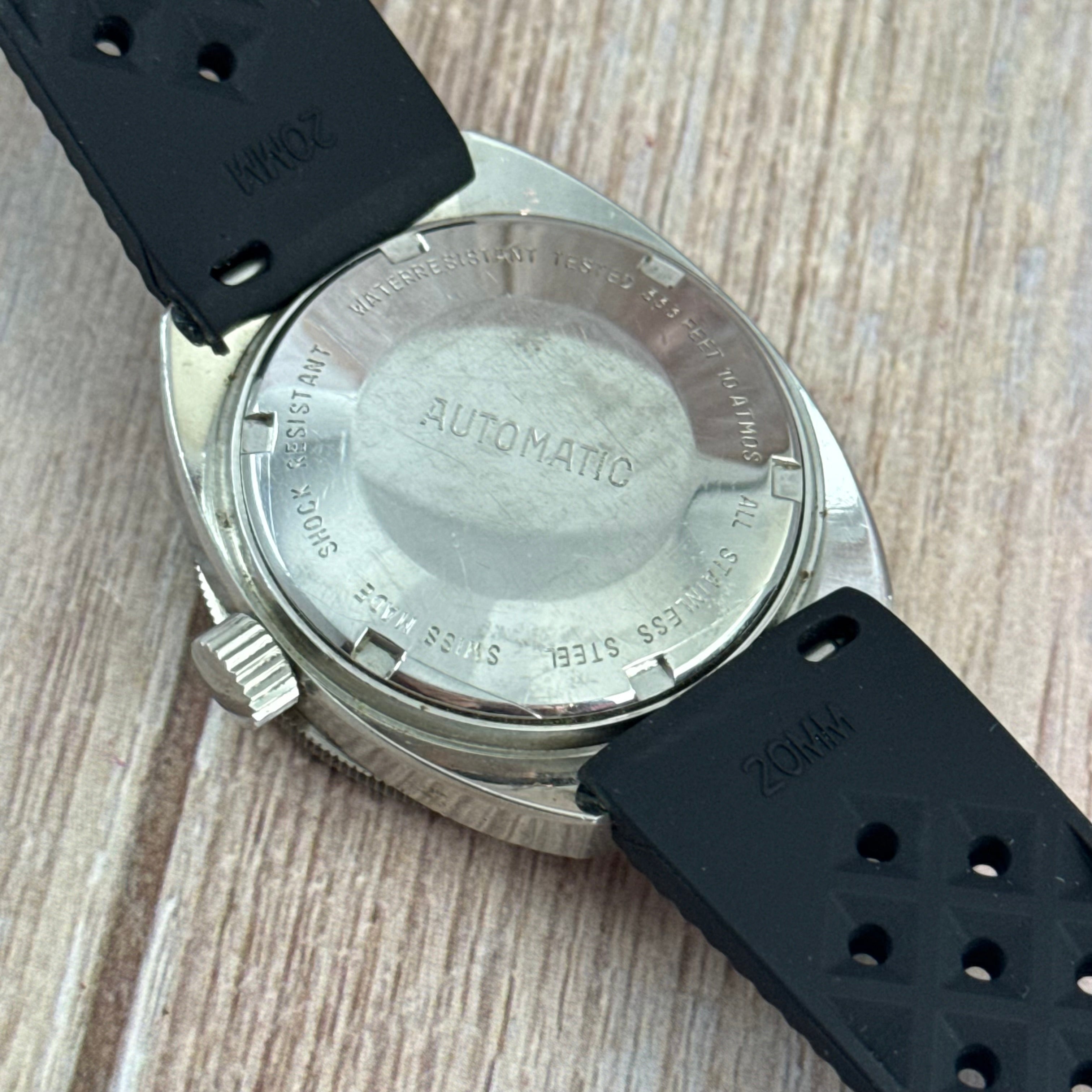 1970s Elgin men’s divers watch automatic 37mm date Bakelite bezel