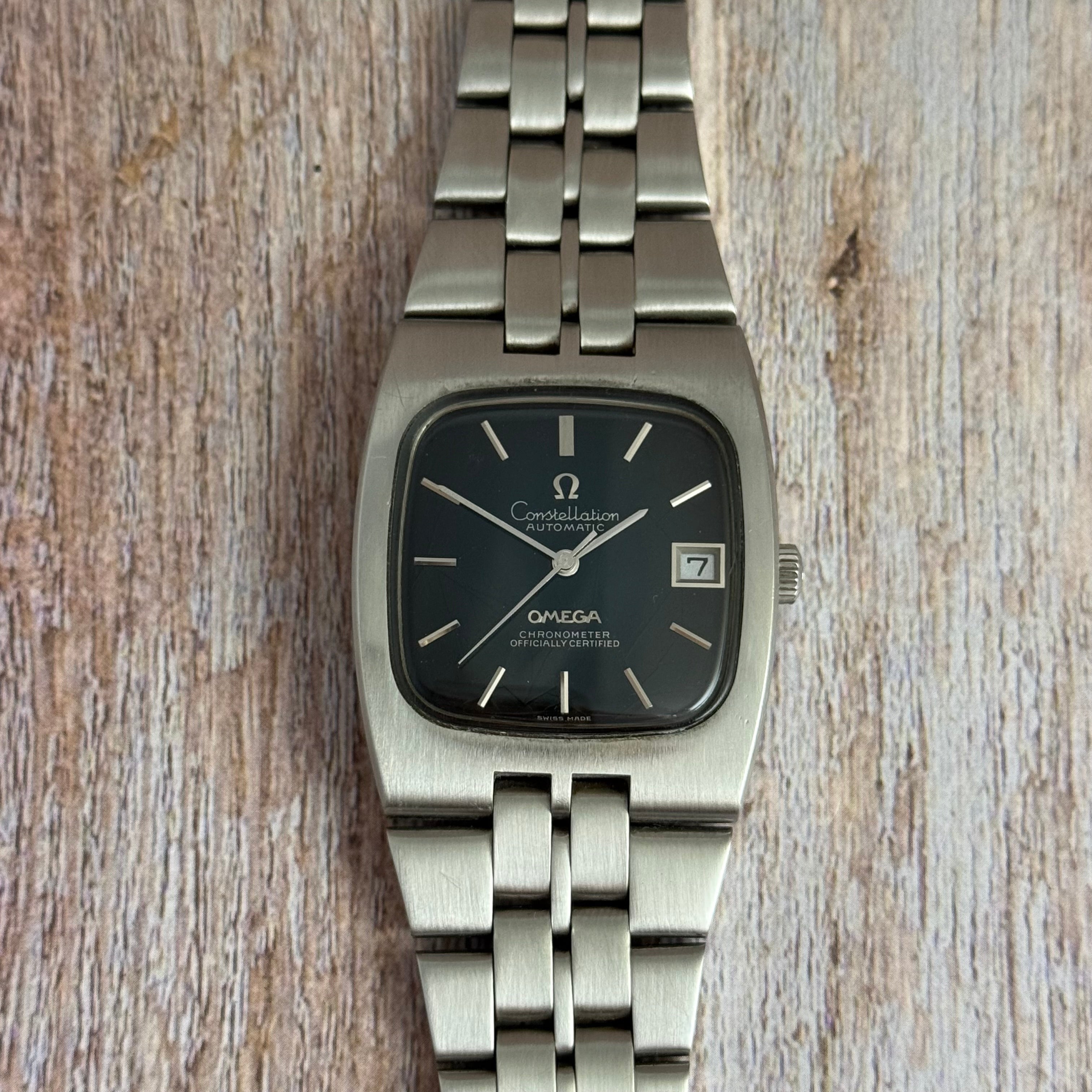 1969 Omega constellation automatic “luxury green” spider web patina gentlemen’s wrist watch 34mm (167.047) boxed