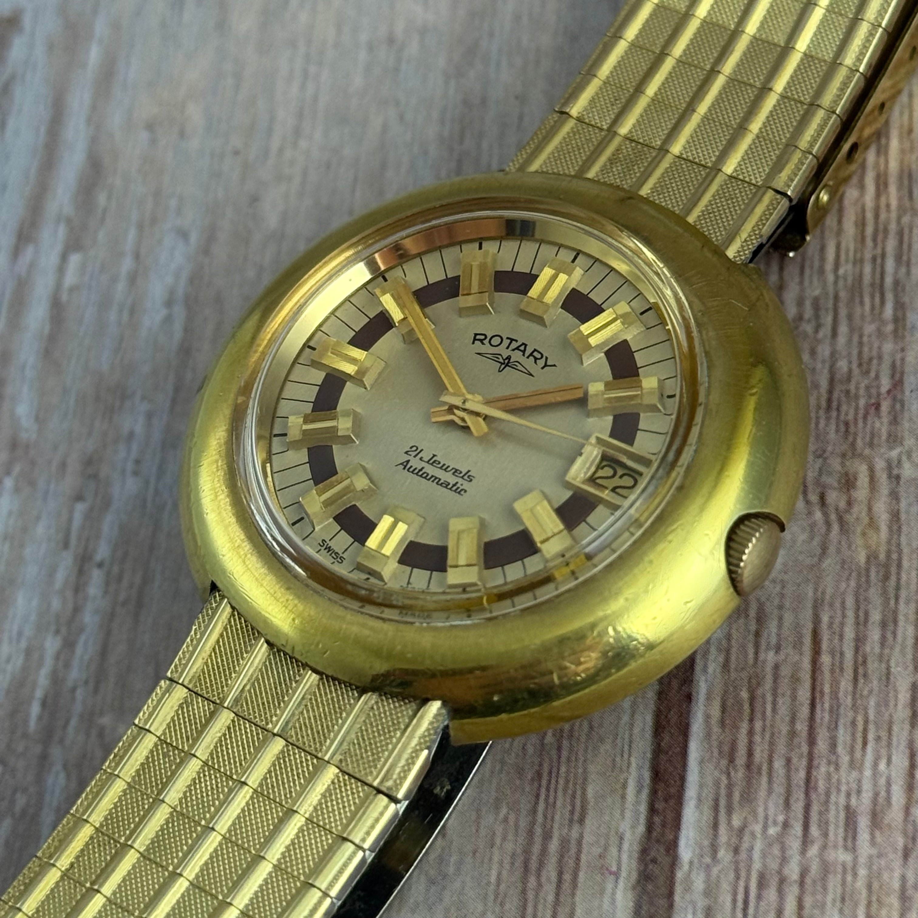 Space age ROTARY UFO men’s automatic divers watch 40mm gold plated