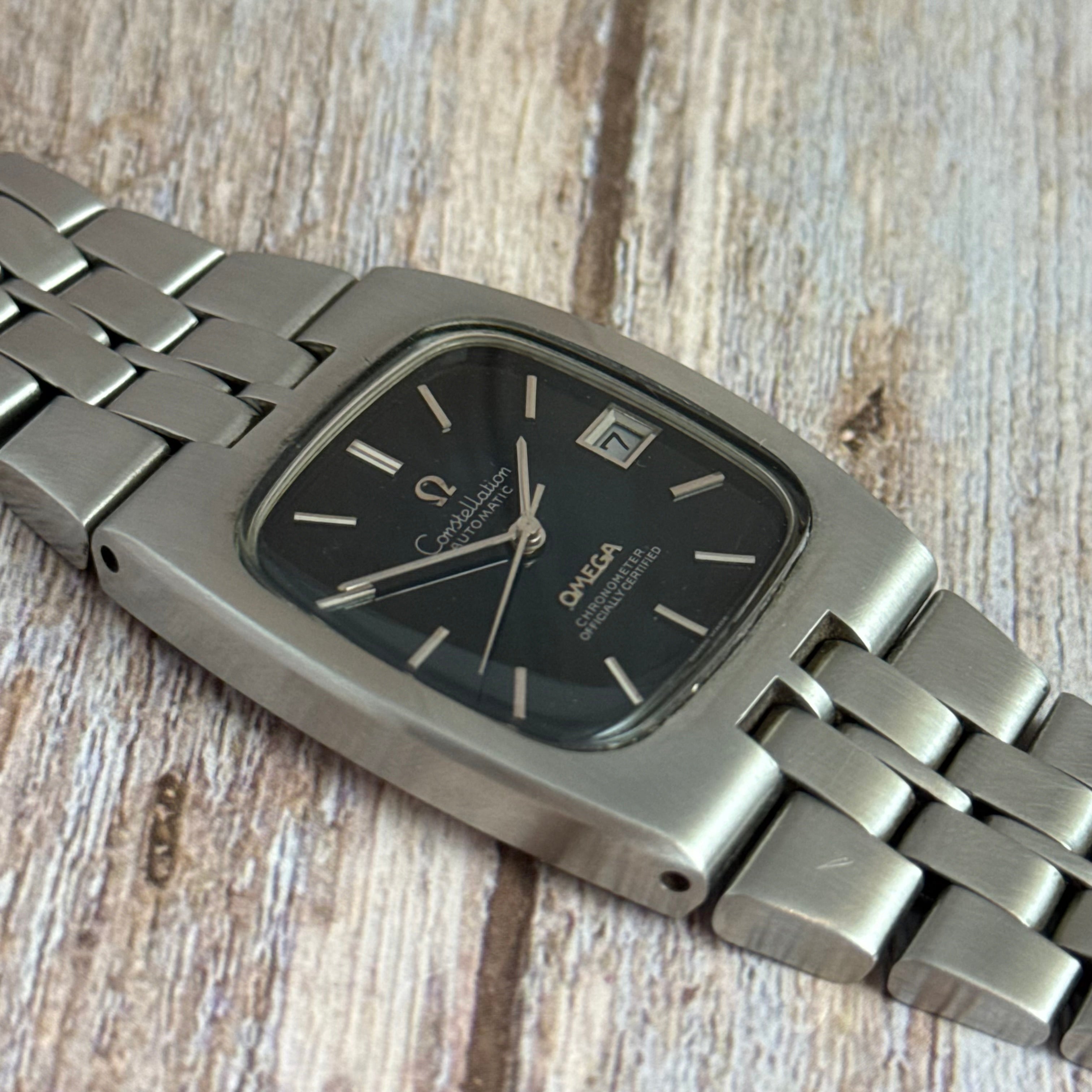 1969 Omega constellation automatic “luxury green” spider web patina gentlemen’s wrist watch 34mm (167.047) boxed