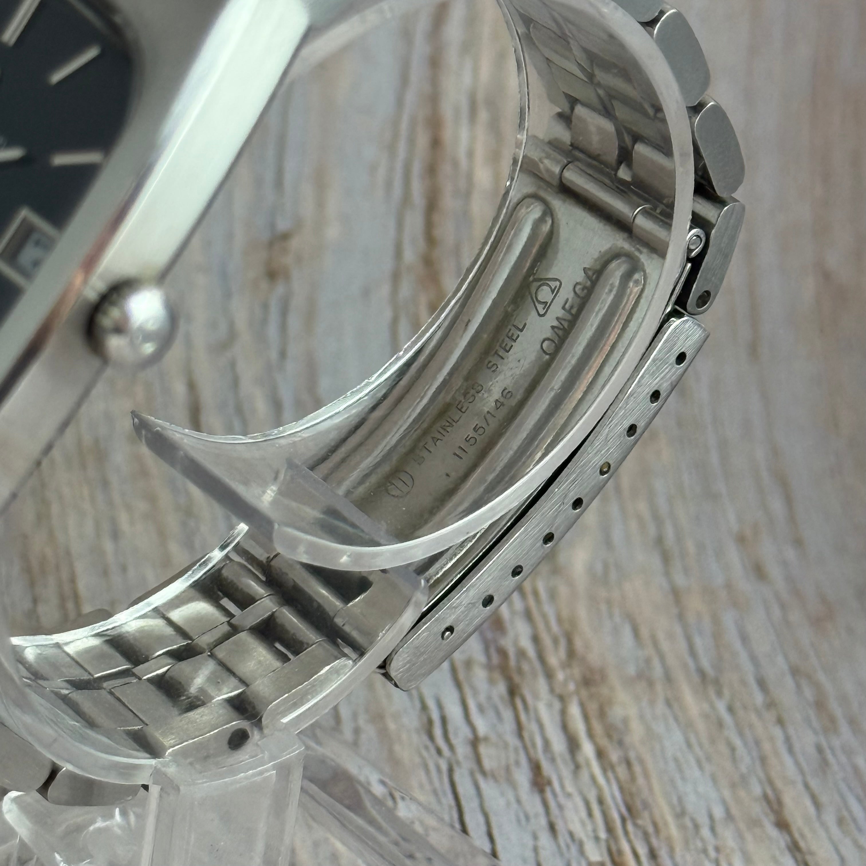 1969 Omega constellation automatic “luxury green” spider web patina gentlemen’s wrist watch 34mm (167.047) boxed