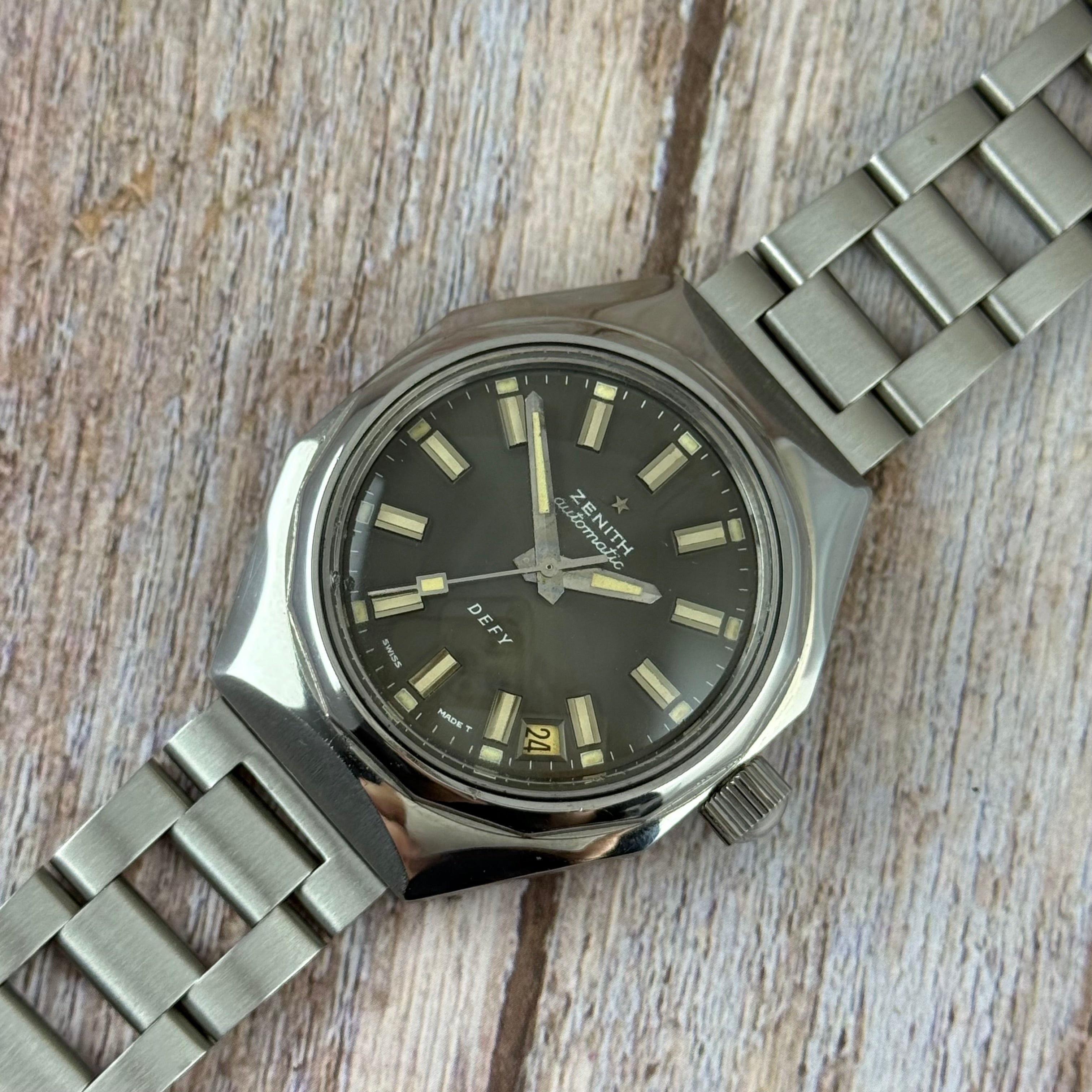 1970s Zenith Defy ‘charcoal’ dial men’s divers watch