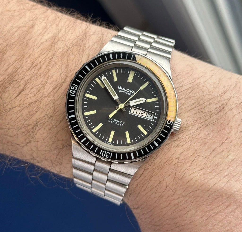 1974 Bulova Snorkel ‘devil Diver’ Men’s Dive Watch 666ft 38mm Boxed  Bakelite