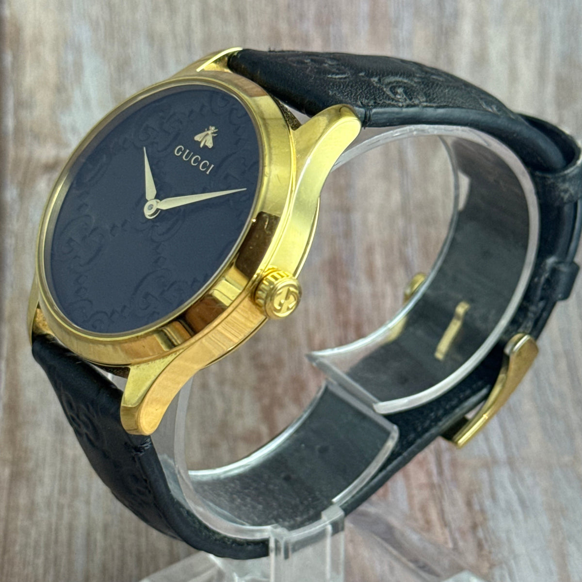 Gucci G timeless mens Leather dial wrist watch gold plated (126.4)