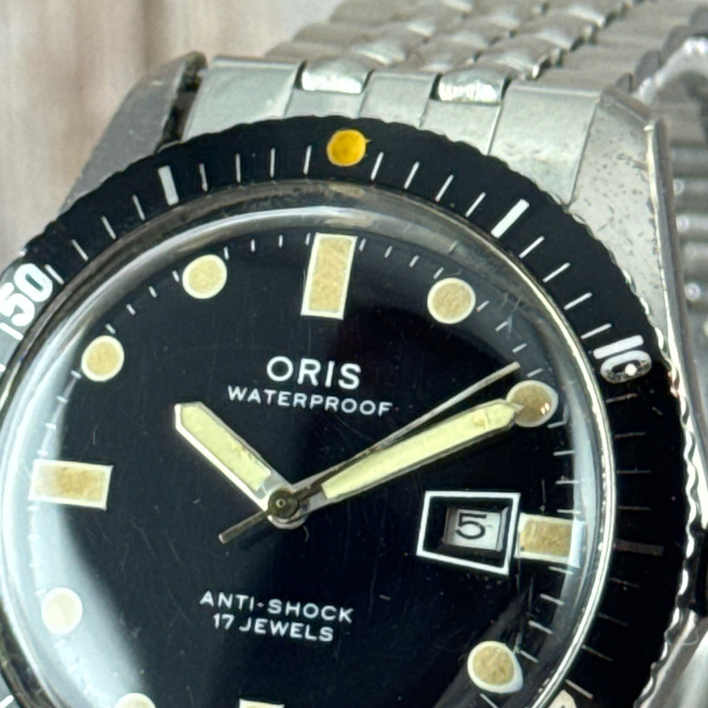 The original Oris 65 Iconic Divers mens watch box & tag