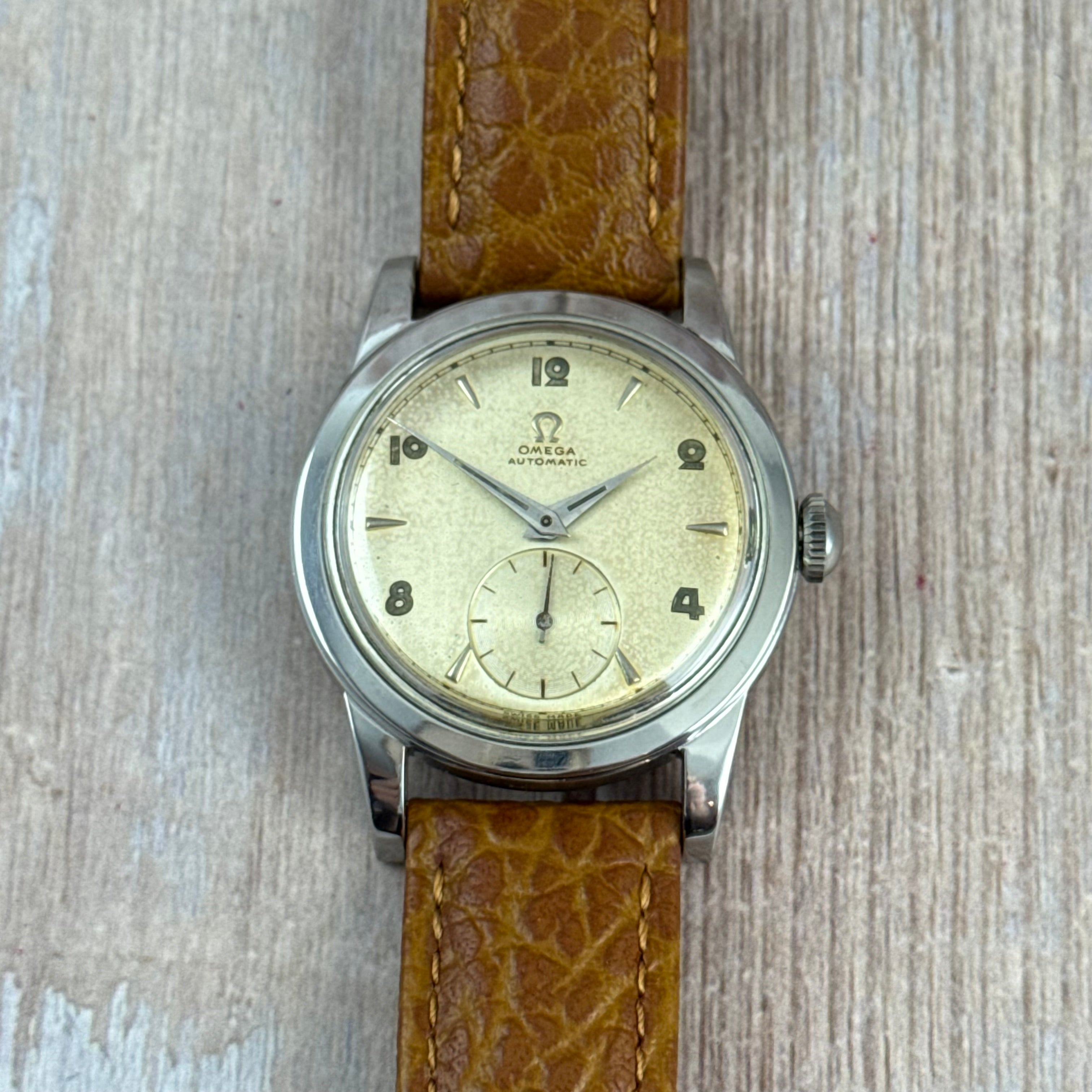 1950 Omega bumper automatic gents steel “deco Arabic” dial watch (2576-10)