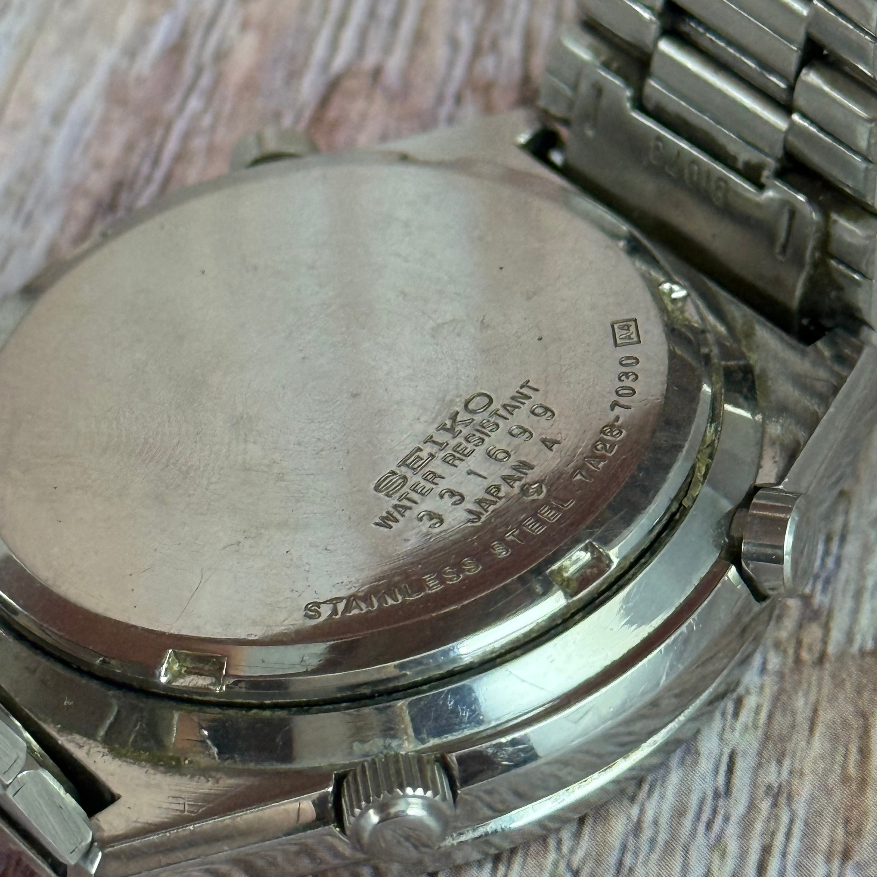 1983 Seiko Chronograph 'Quartz Pogue' pepsi bezel Watch Ref 7A28-7030 Working