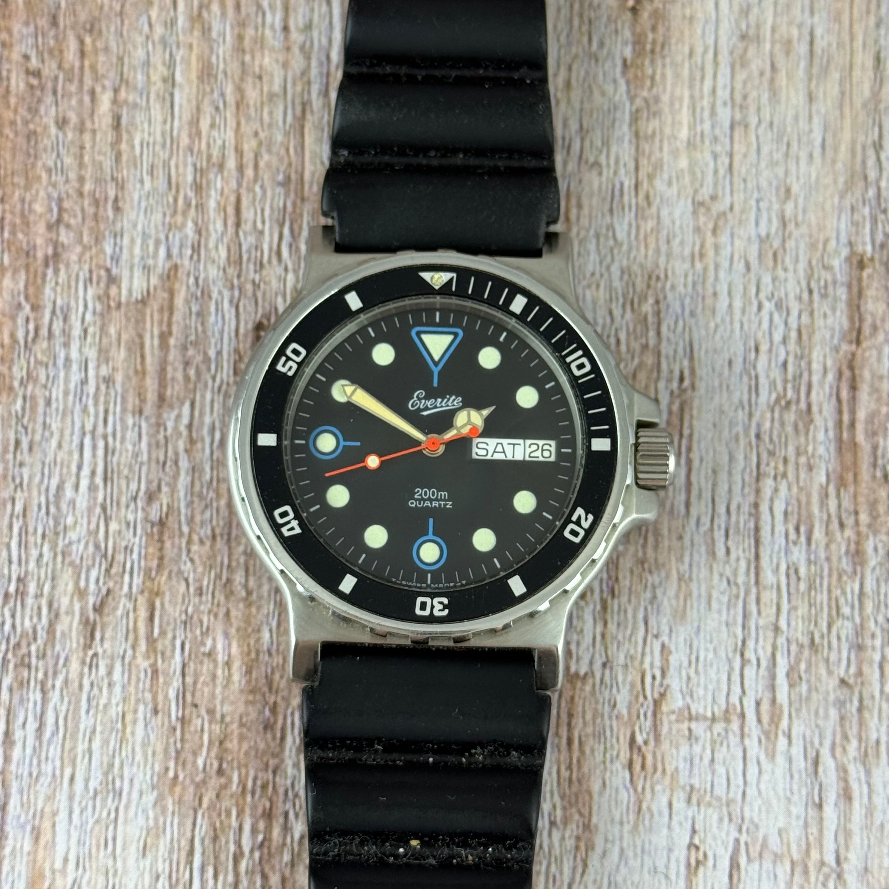 1970s Everite “triggerfish” men’s quartz divers watch 200M