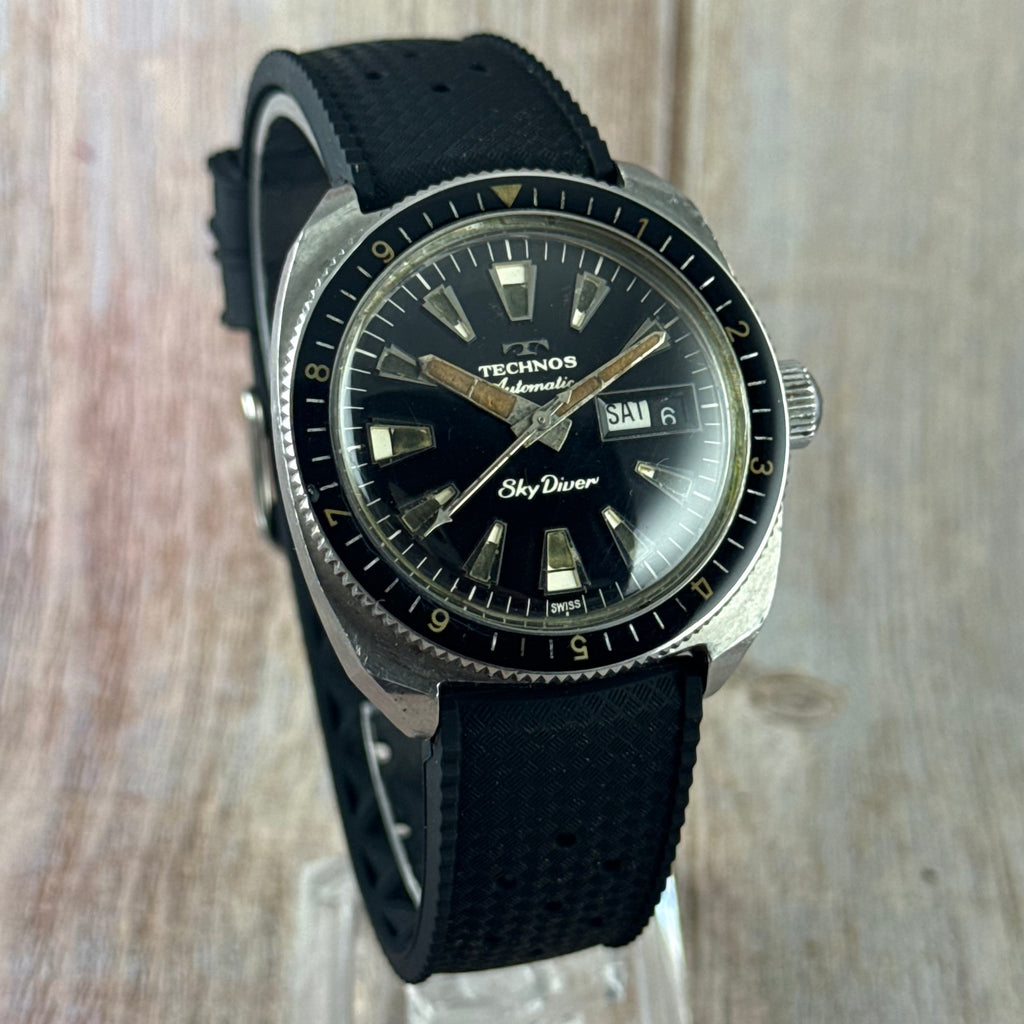 1960s Technos Sky diver automatic men’s divers watch 37mm