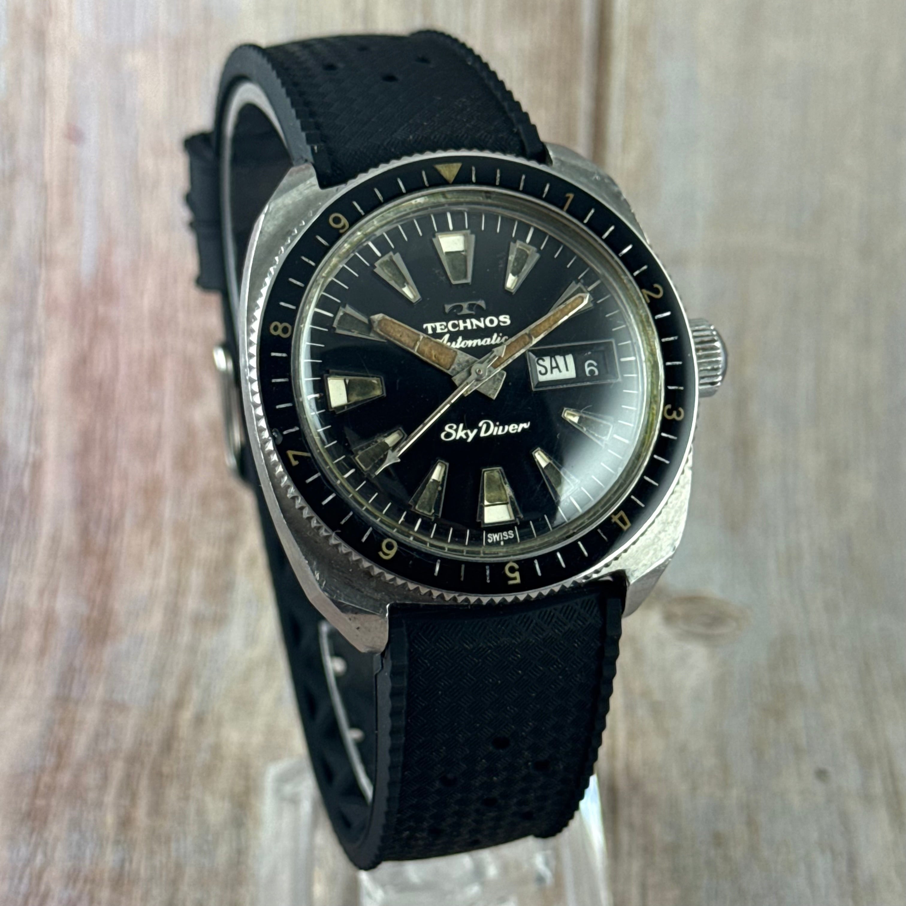 1960s Technos Sky diver automatic men’s divers watch 37mm
