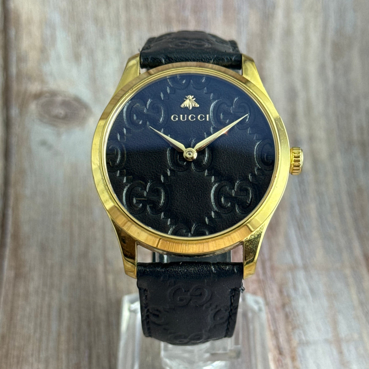 Gucci G timeless mens Leather dial wrist watch gold plated (126.4)