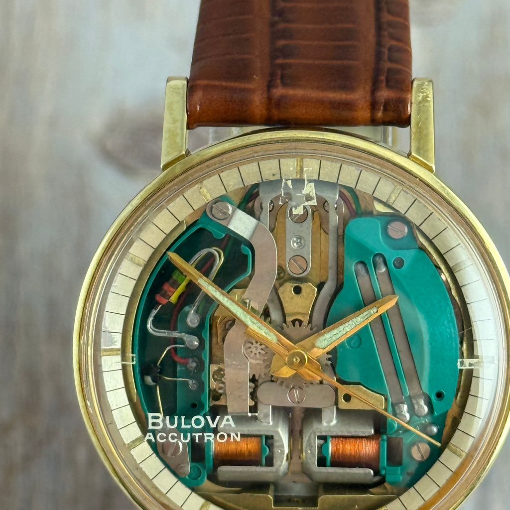 1964 Bulova Accutron spaceview men’s electronic tuning fork wrist watch