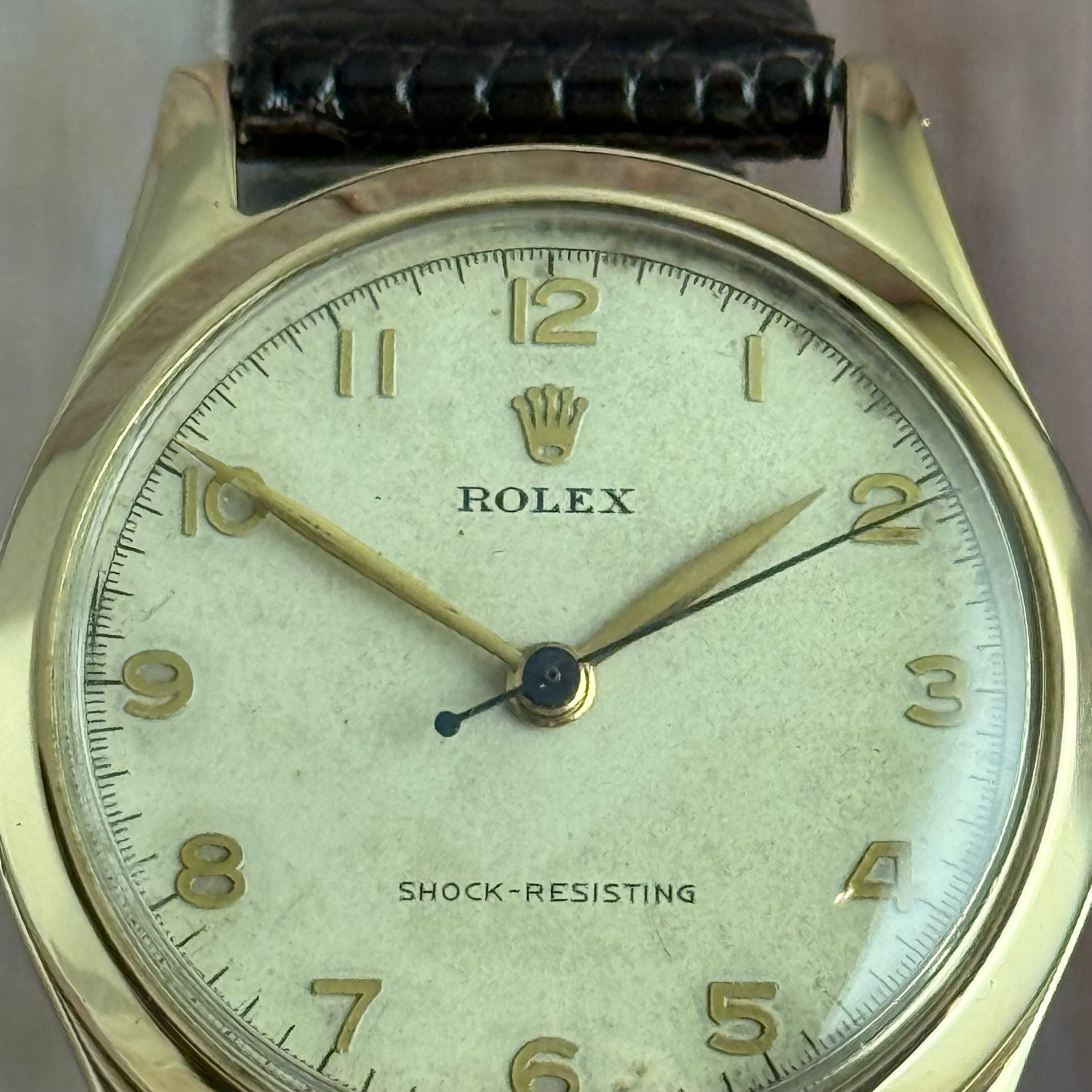 1947 Rolex 9ct gold men’s Manual wind wrist watch 30mm Arabic dial