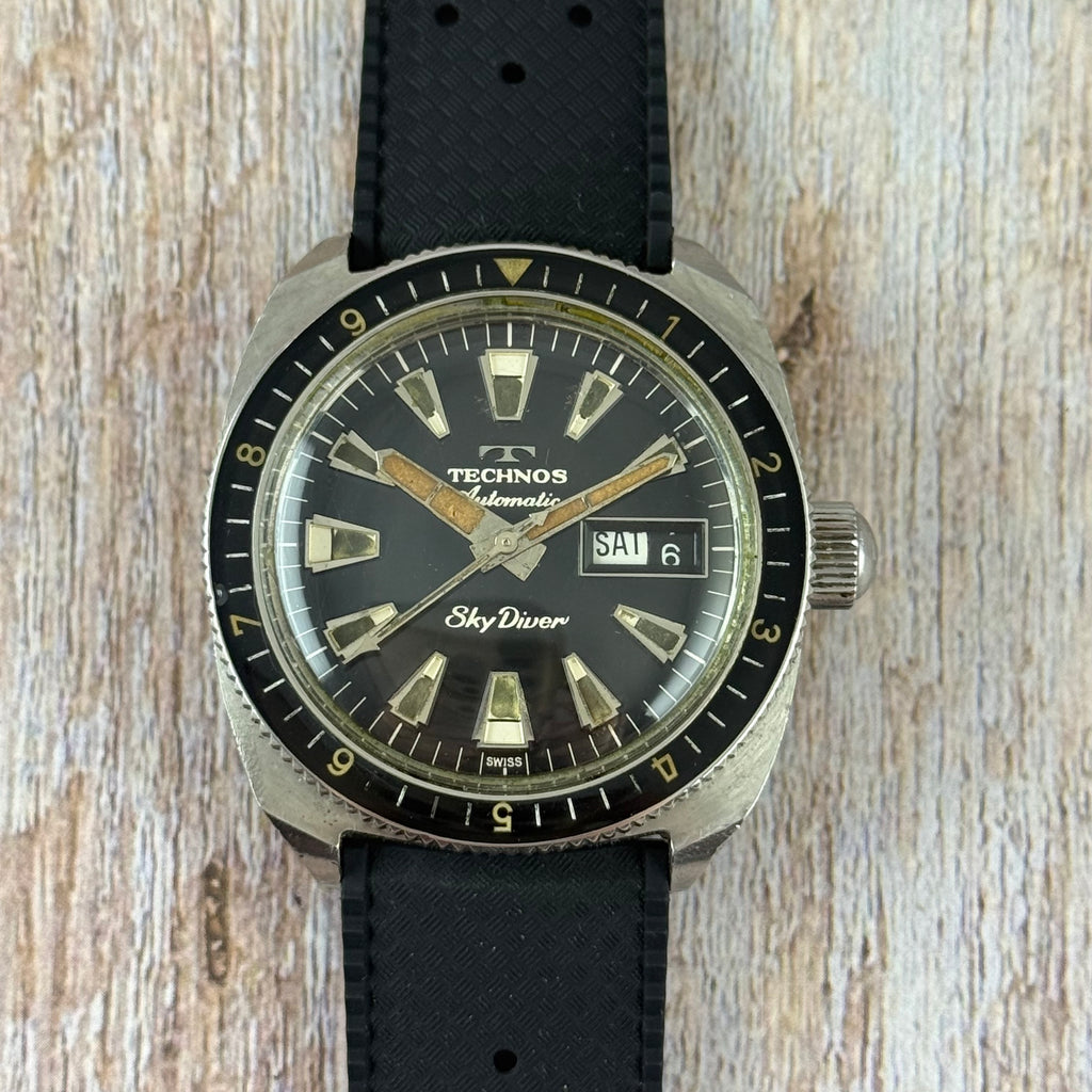 1960s Technos Sky diver automatic men’s divers watch 37mm