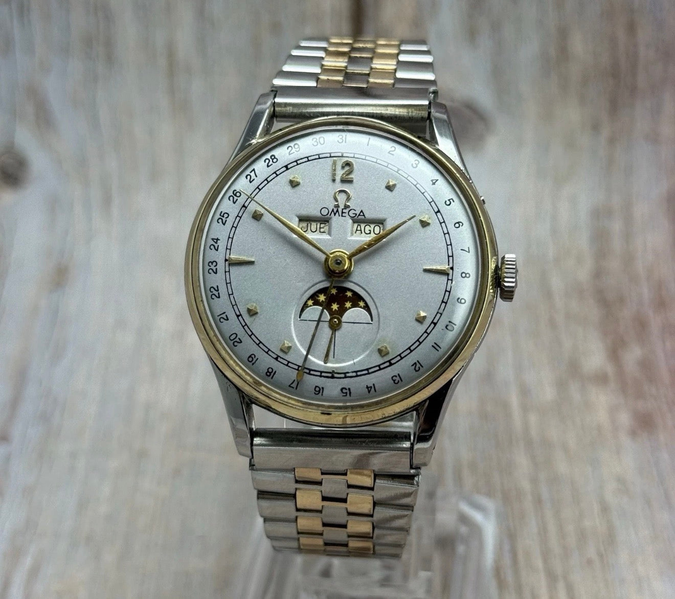 1948 Omega triple calendar moonphase men’s Manual wind watch