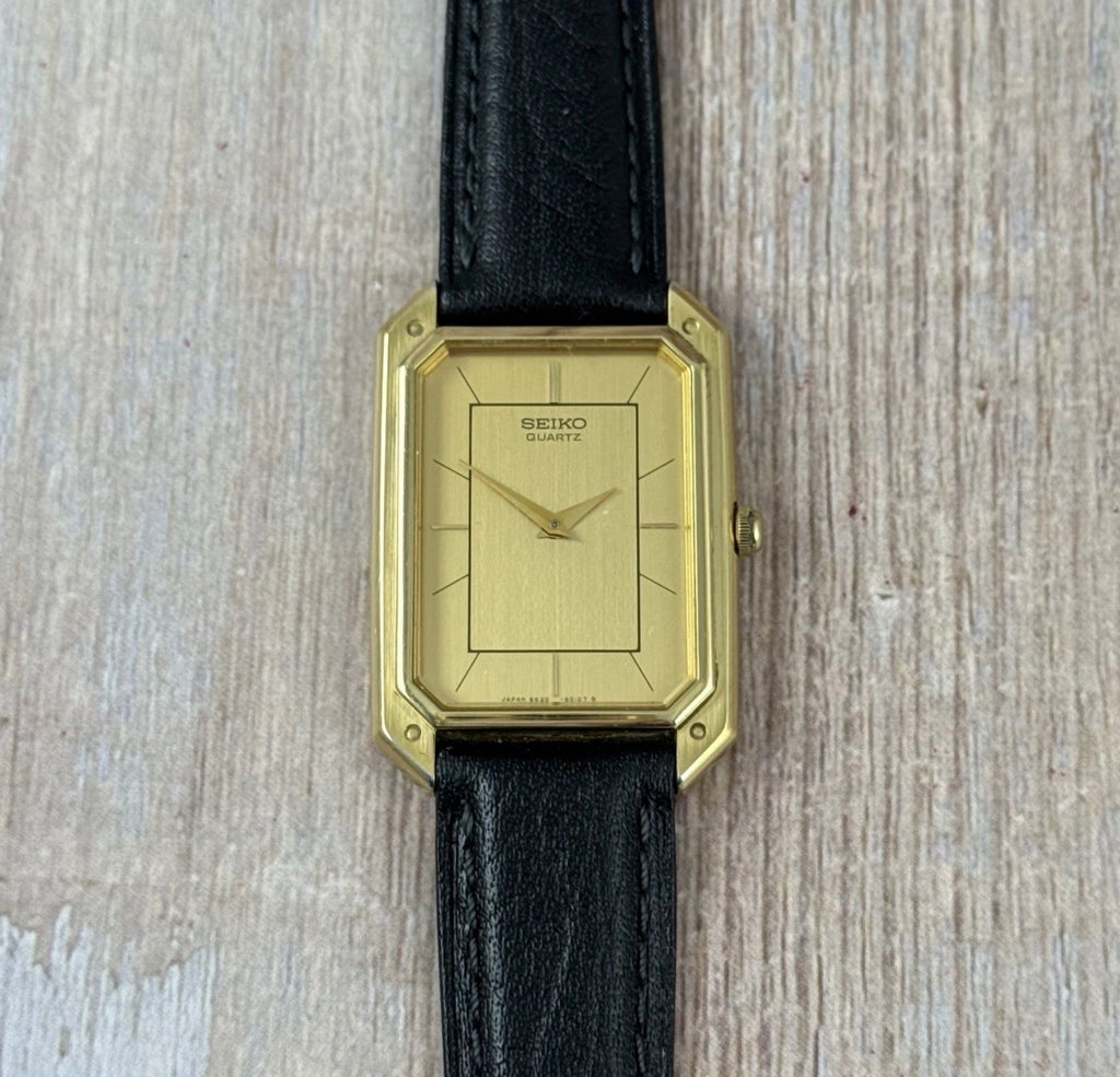 1982 SEIKO Men’s Elongated Tank Quartz Wrist Watch 6530-5000 Vintage